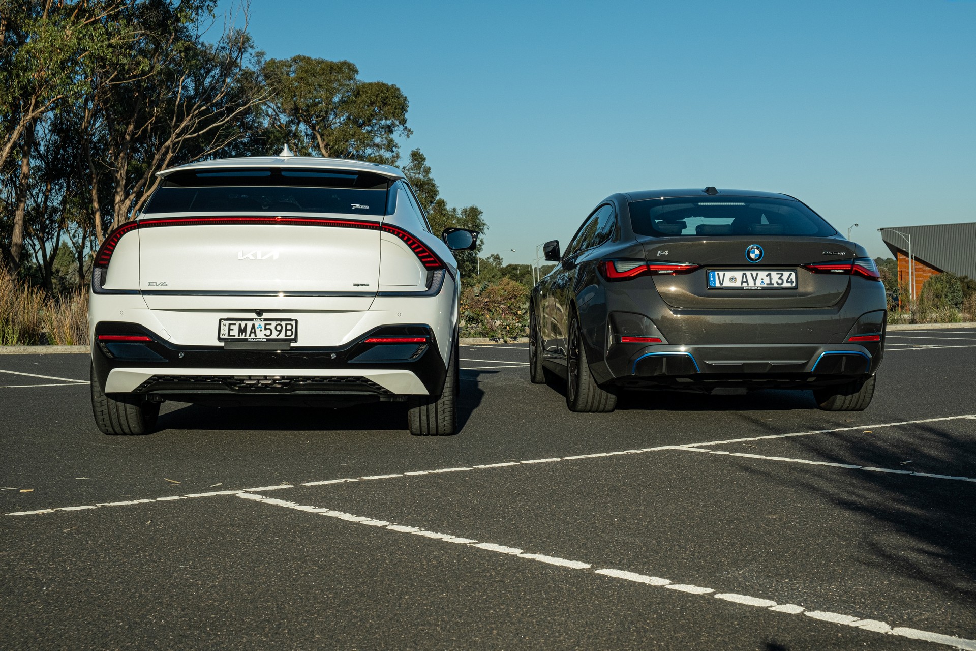 We Test The 2022 BMW i4 eDrive40 And Kia EV6 GT-Line AWD, Which Is Better?