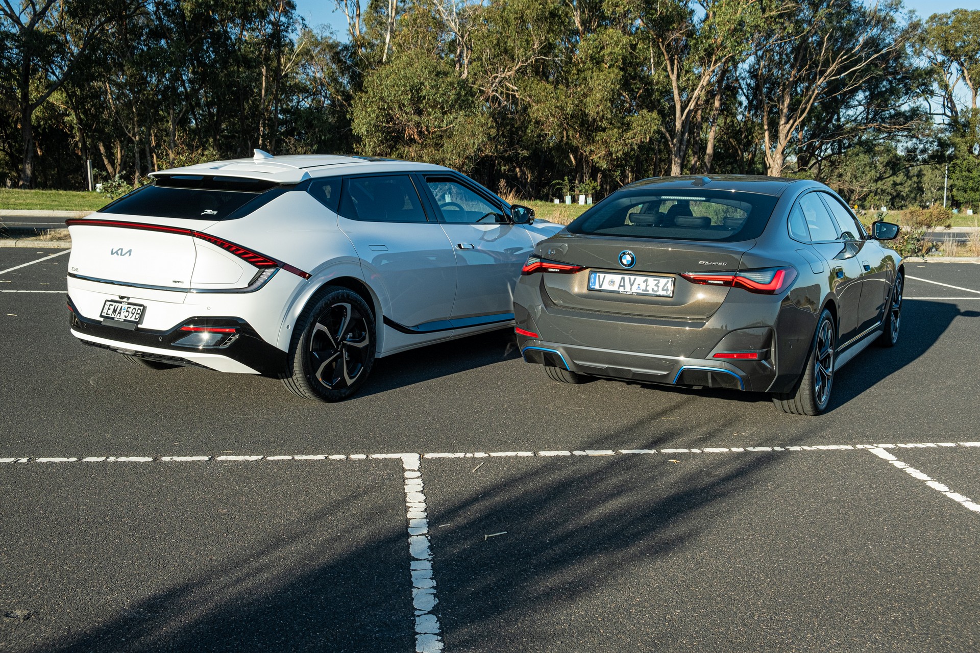 We Test The 2022 BMW i4 eDrive40 And Kia EV6 GT-Line AWD, Which Is Better?