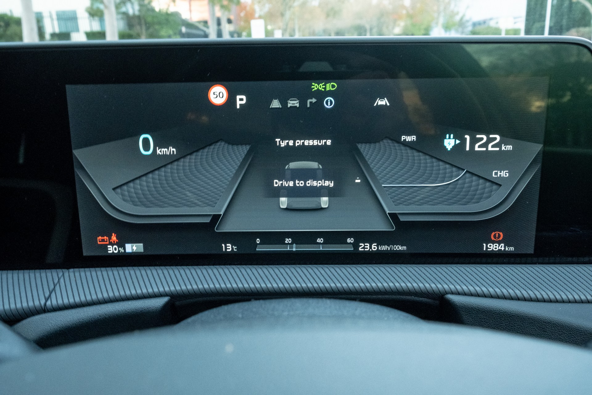 We Test The 2022 BMW i4 eDrive40 And Kia EV6 GT-Line AWD, Which Is Better?