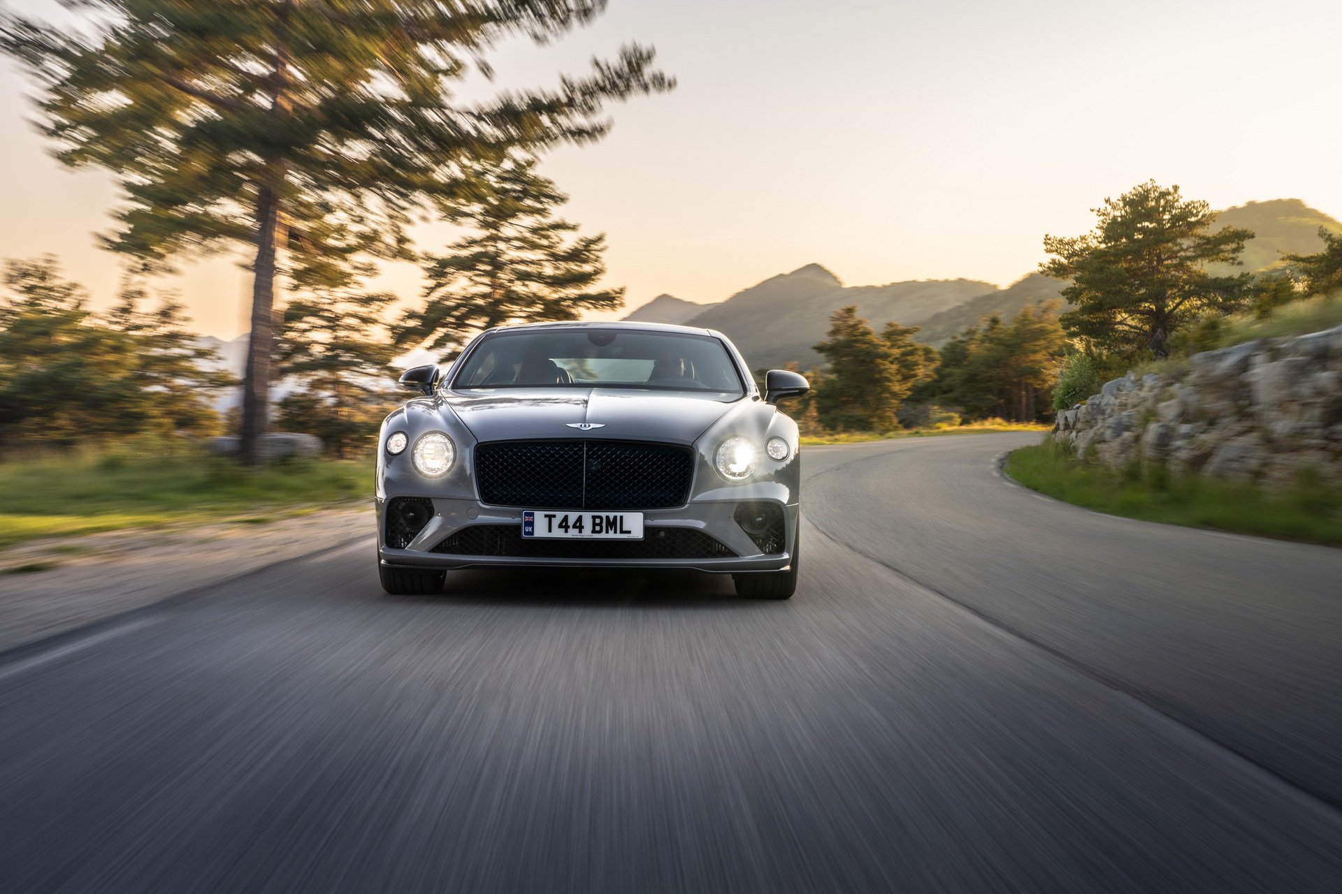 Bentley Continental GT And GTC S Unveiled With Sportier Styling, Louder Exhaust