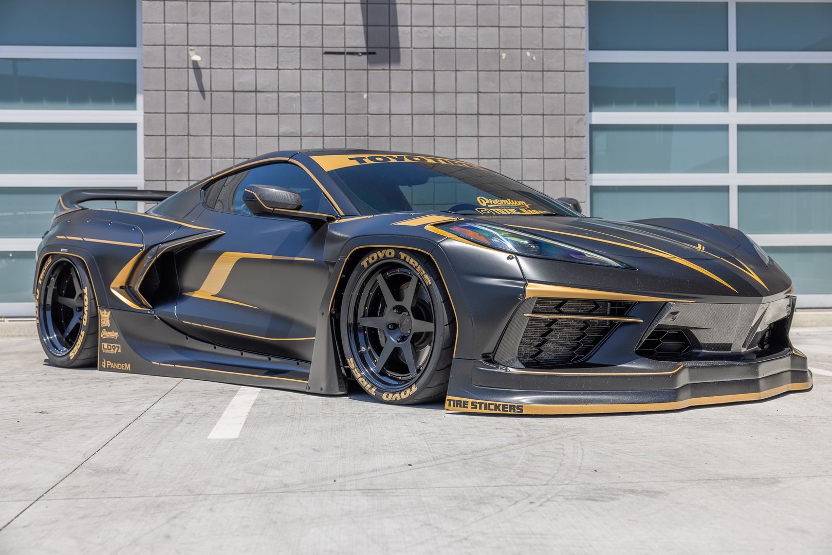 You’ll Either Love Or Hate This Widebody C8 Corvette Stingray