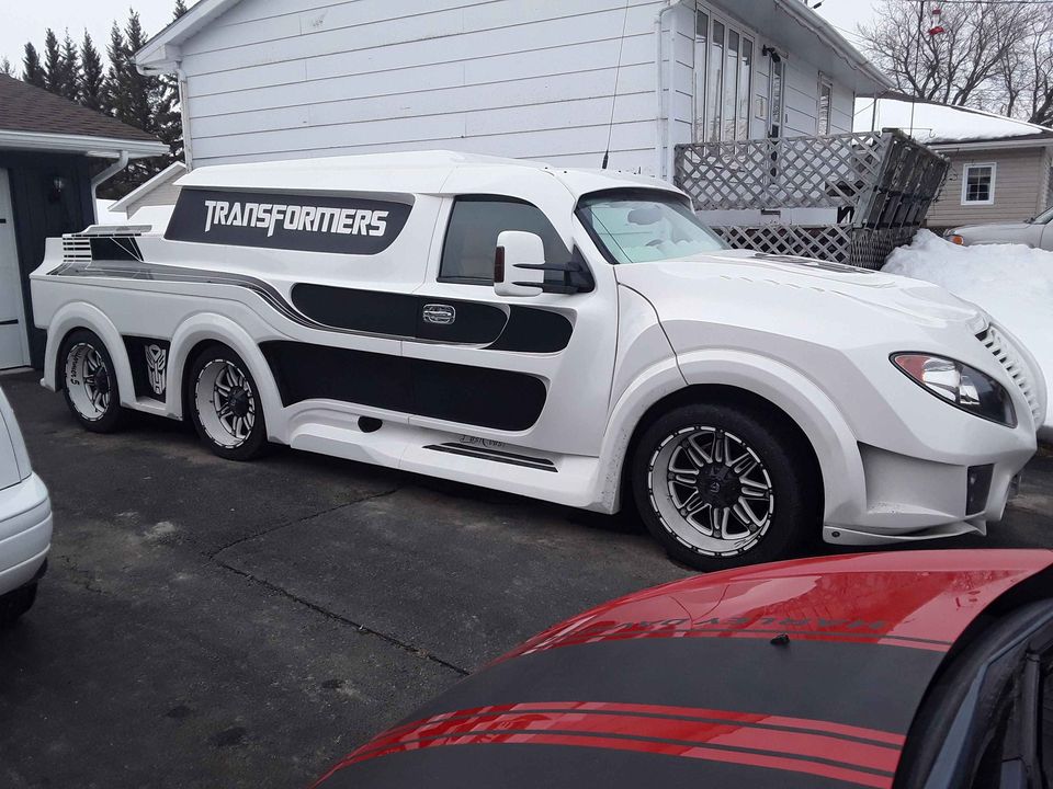 You’ll Have To Be A Huge Transformers Fan To Buy This Chevy Avalanche