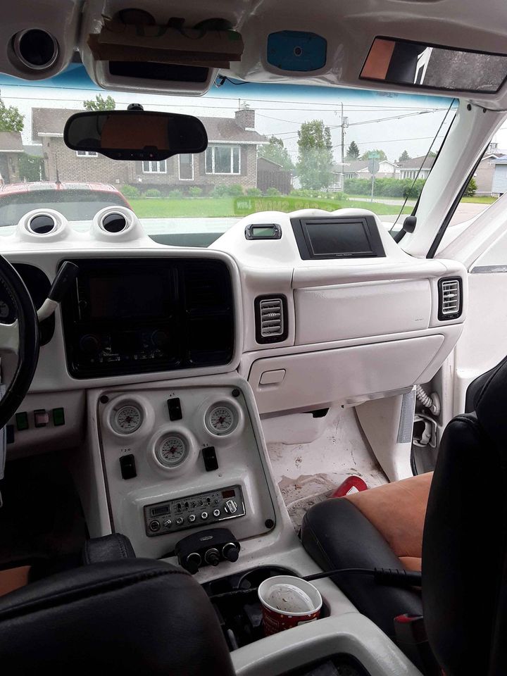 You’ll Have To Be A Huge Transformers Fan To Buy This Chevy Avalanche