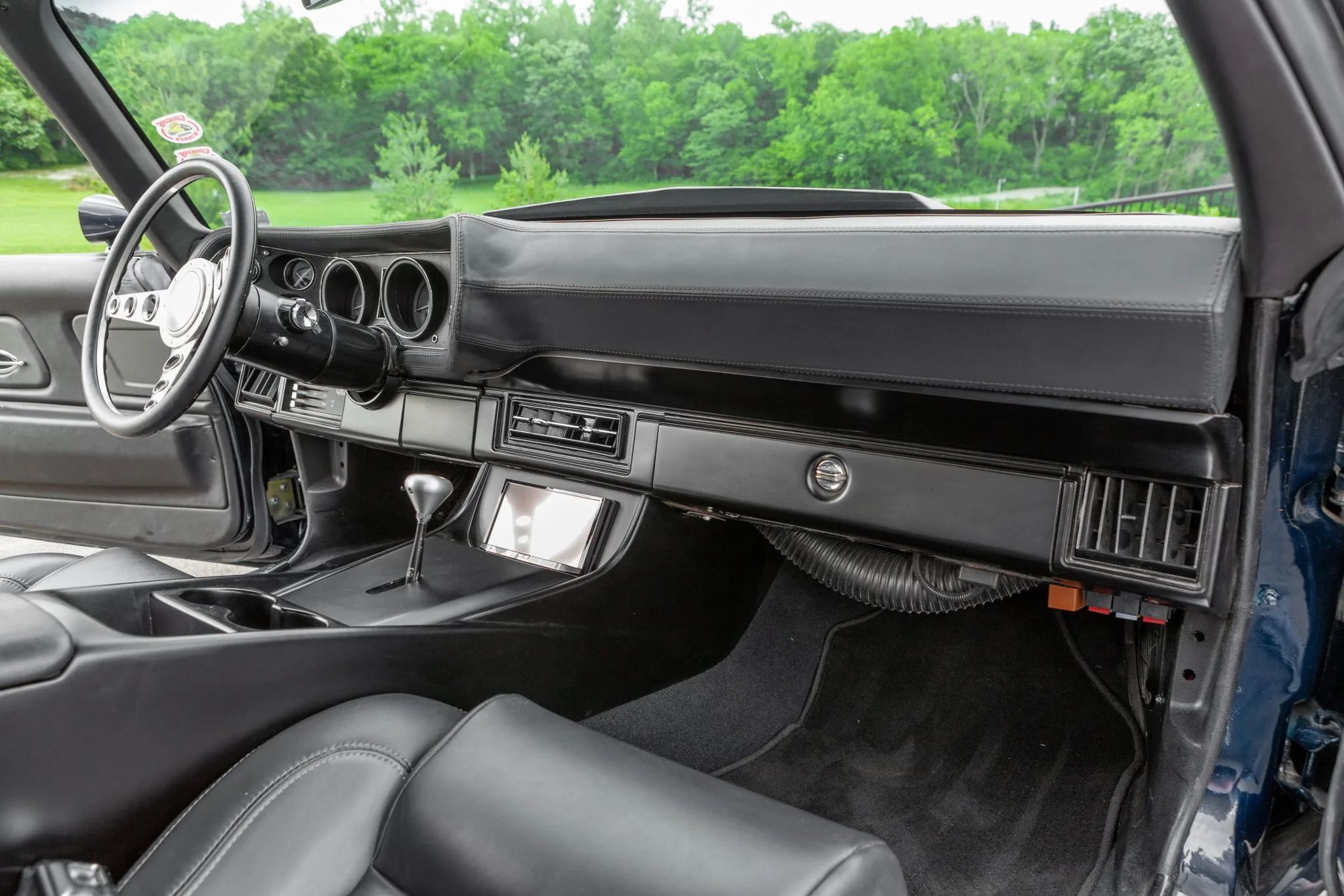 Twin-Turbo 1971 Chevy Camaro Restomod Shows What Modern Cars Are Missing