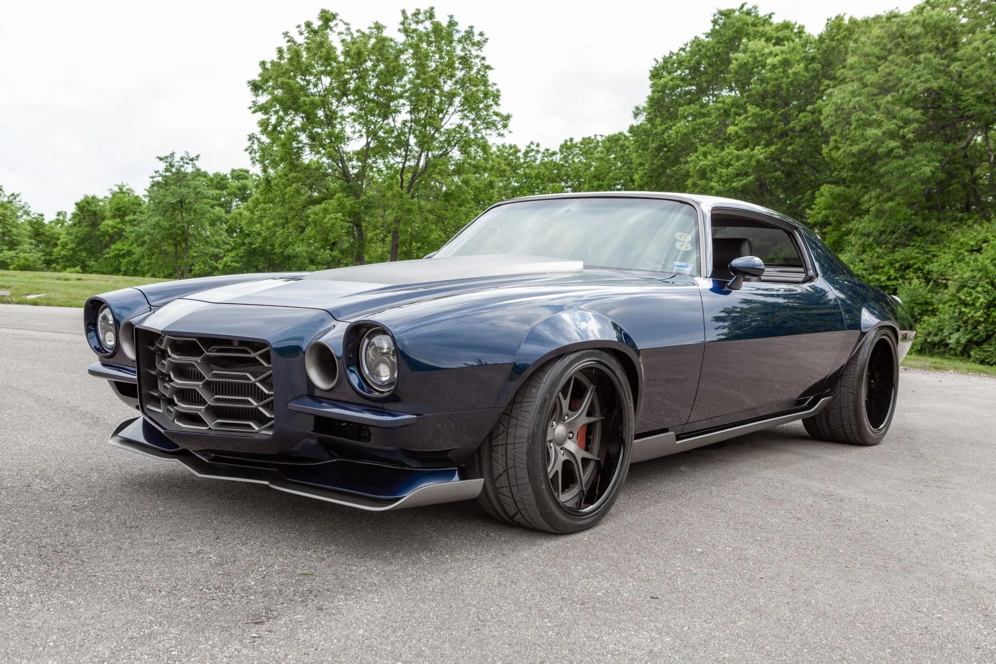 Twin-Turbo 1971 Chevy Camaro Restomod Shows What Modern Cars Are Missing
