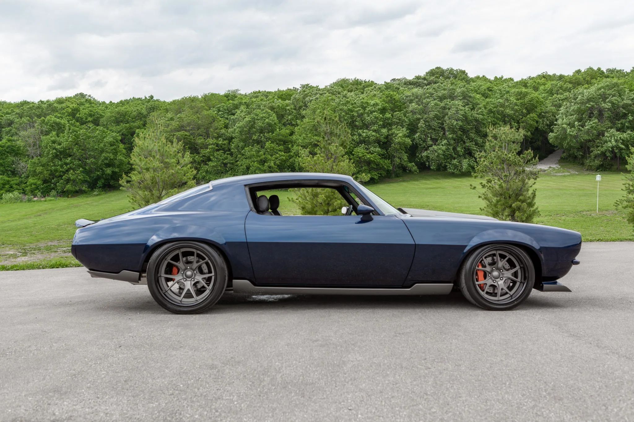 Twin-Turbo 1971 Chevy Camaro Restomod Shows What Modern Cars Are Missing