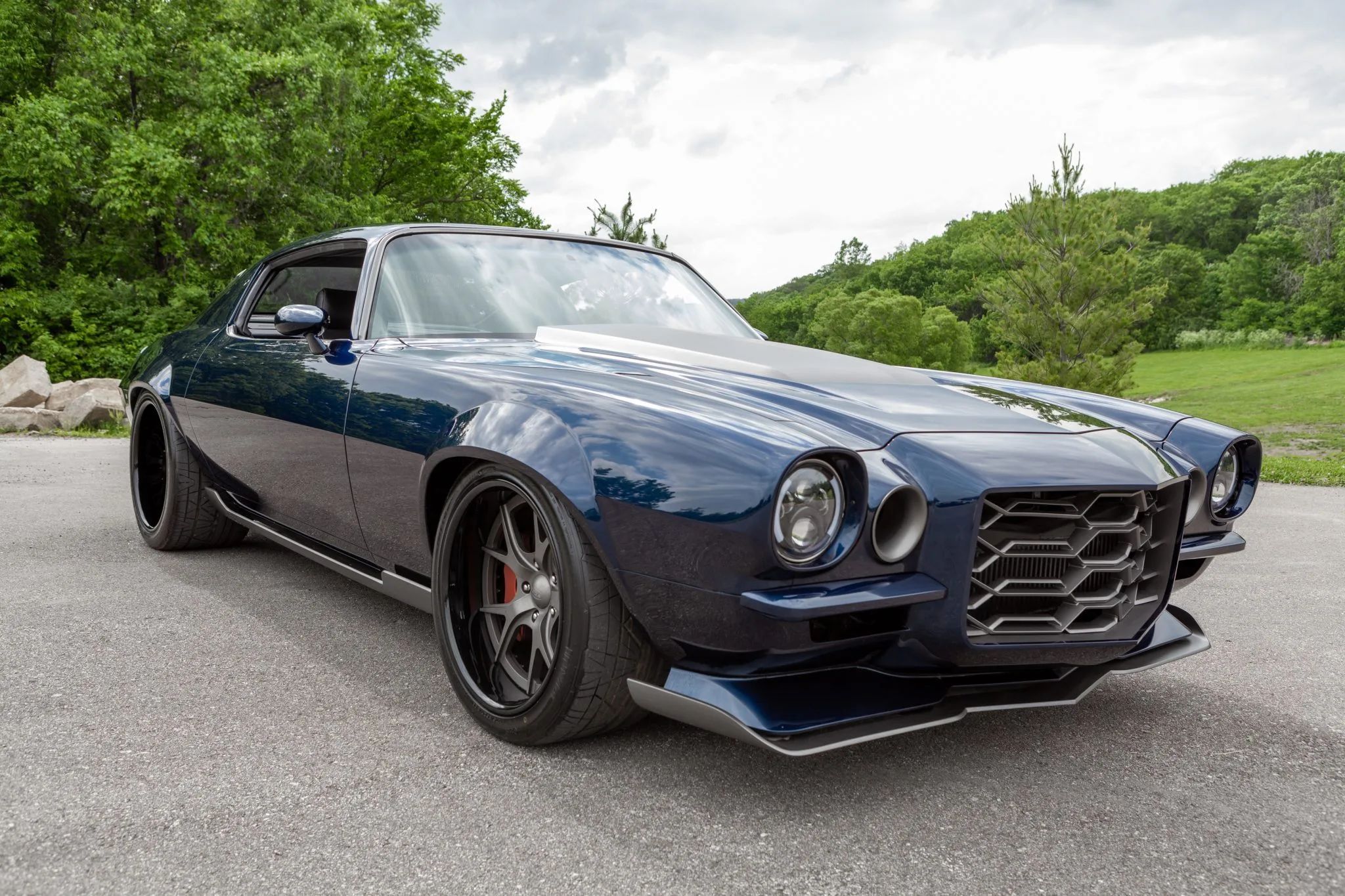 Twin-Turbo 1971 Chevy Camaro Restomod Shows What Modern Cars Are Missing