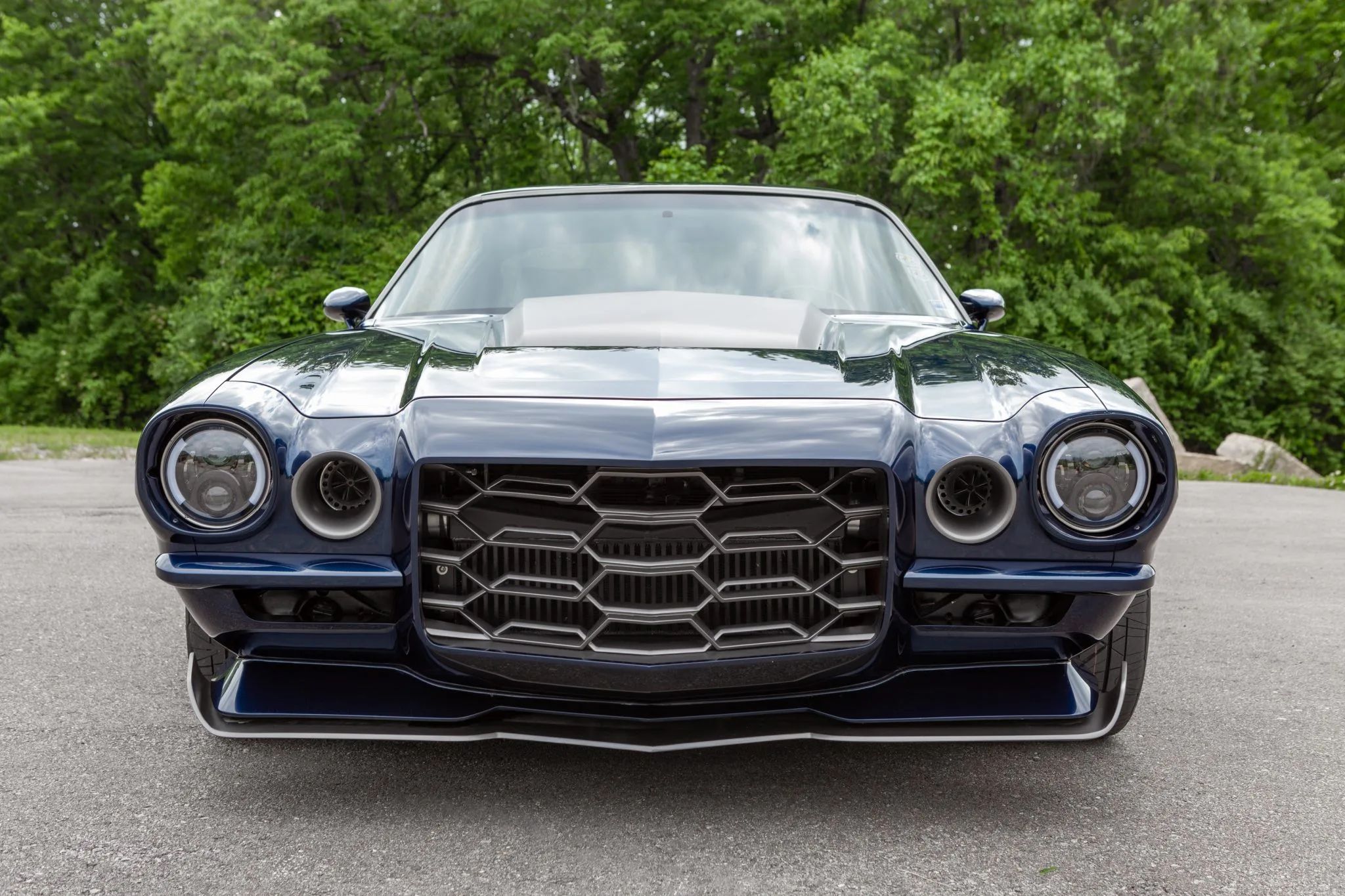 Twin-Turbo 1971 Chevy Camaro Restomod Shows What Modern Cars Are Missing