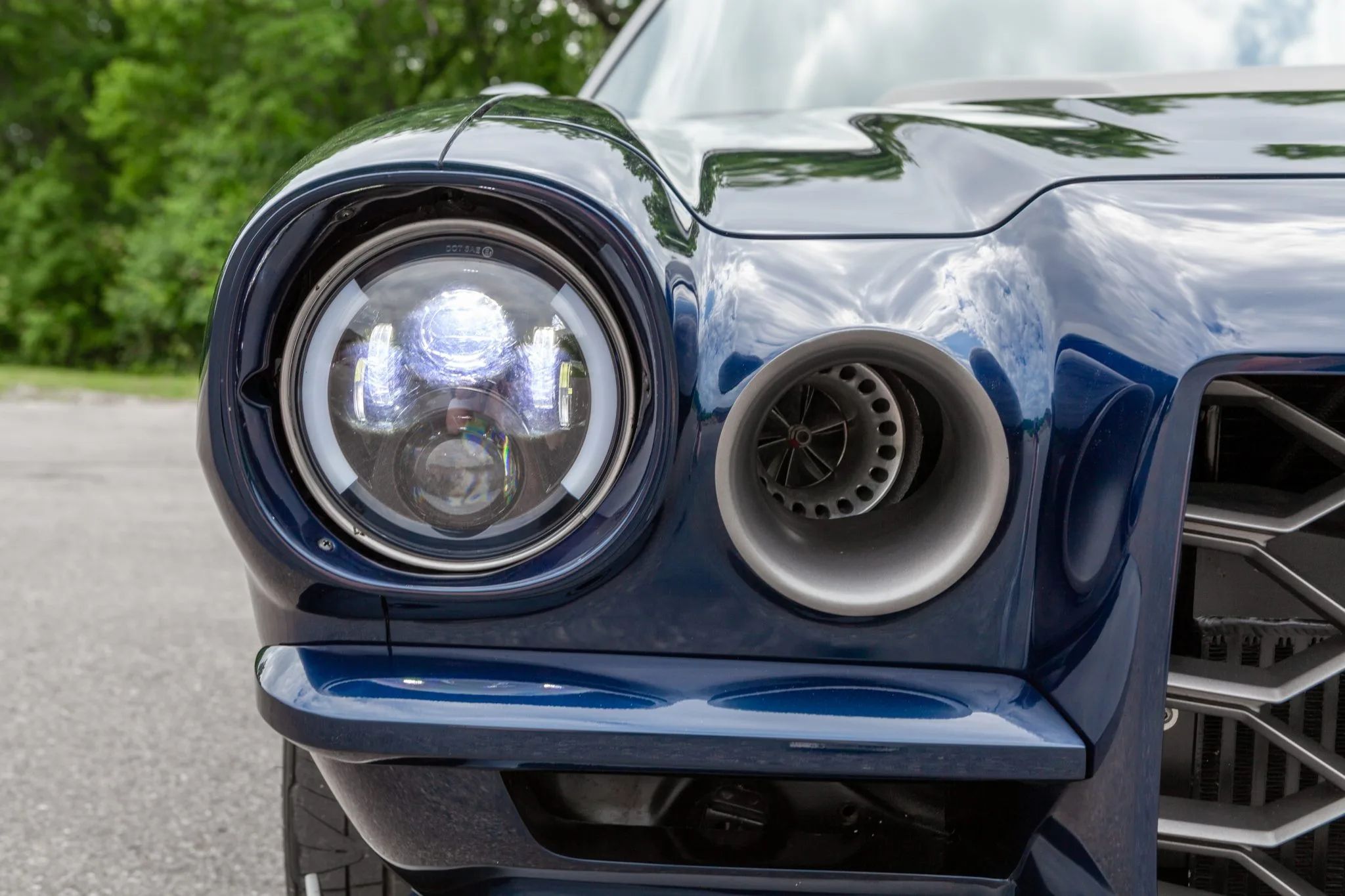 Twin-Turbo 1971 Chevy Camaro Restomod Shows What Modern Cars Are Missing