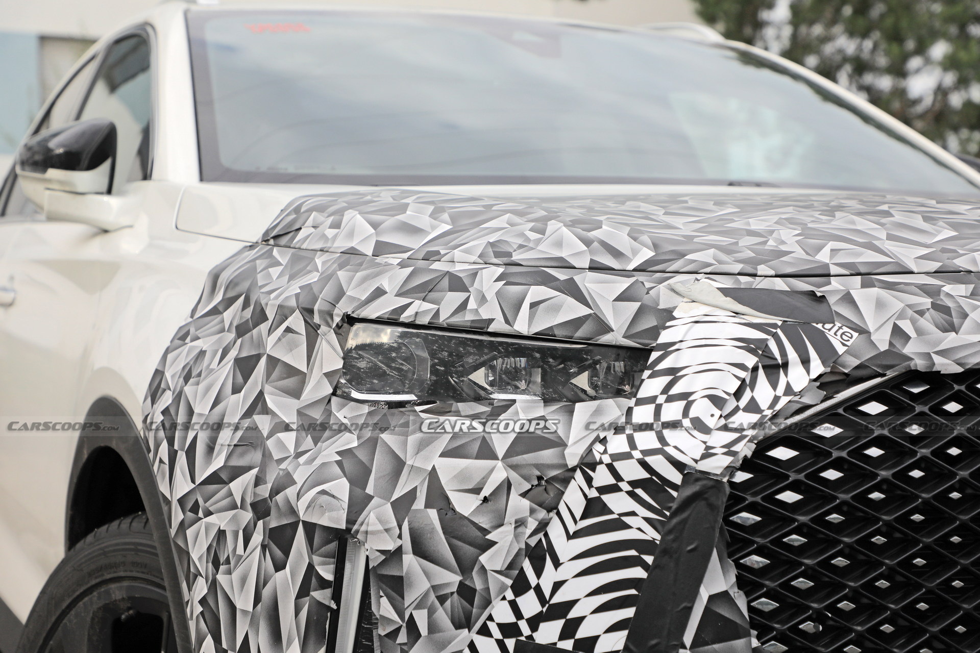 2023 DS 7 Crossback Facelift Spied Hiding Subtle Design Tweaks For More Modern Looks