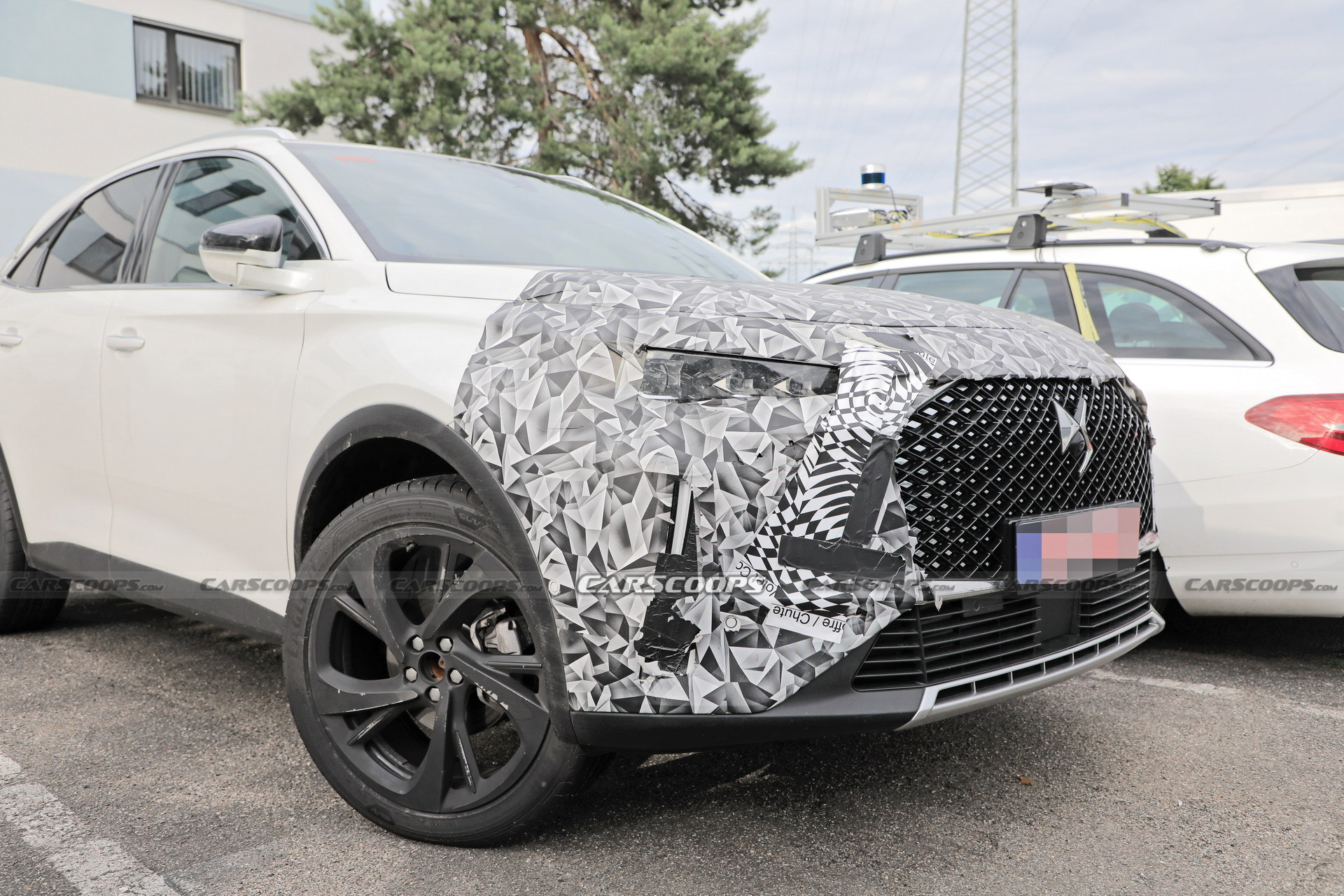 2023 DS 7 Crossback Facelift Spied Hiding Subtle Design Tweaks For More Modern Looks
