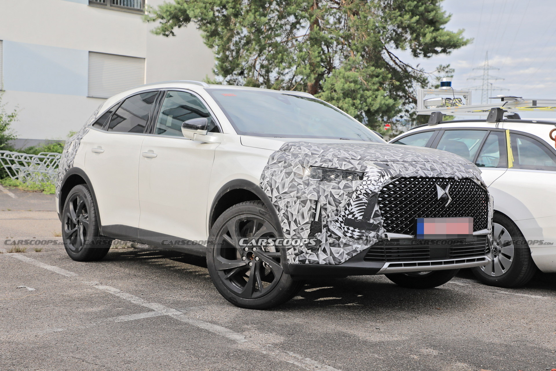 2023 DS 7 Crossback Facelift Spied Hiding Subtle Design Tweaks For More Modern Looks