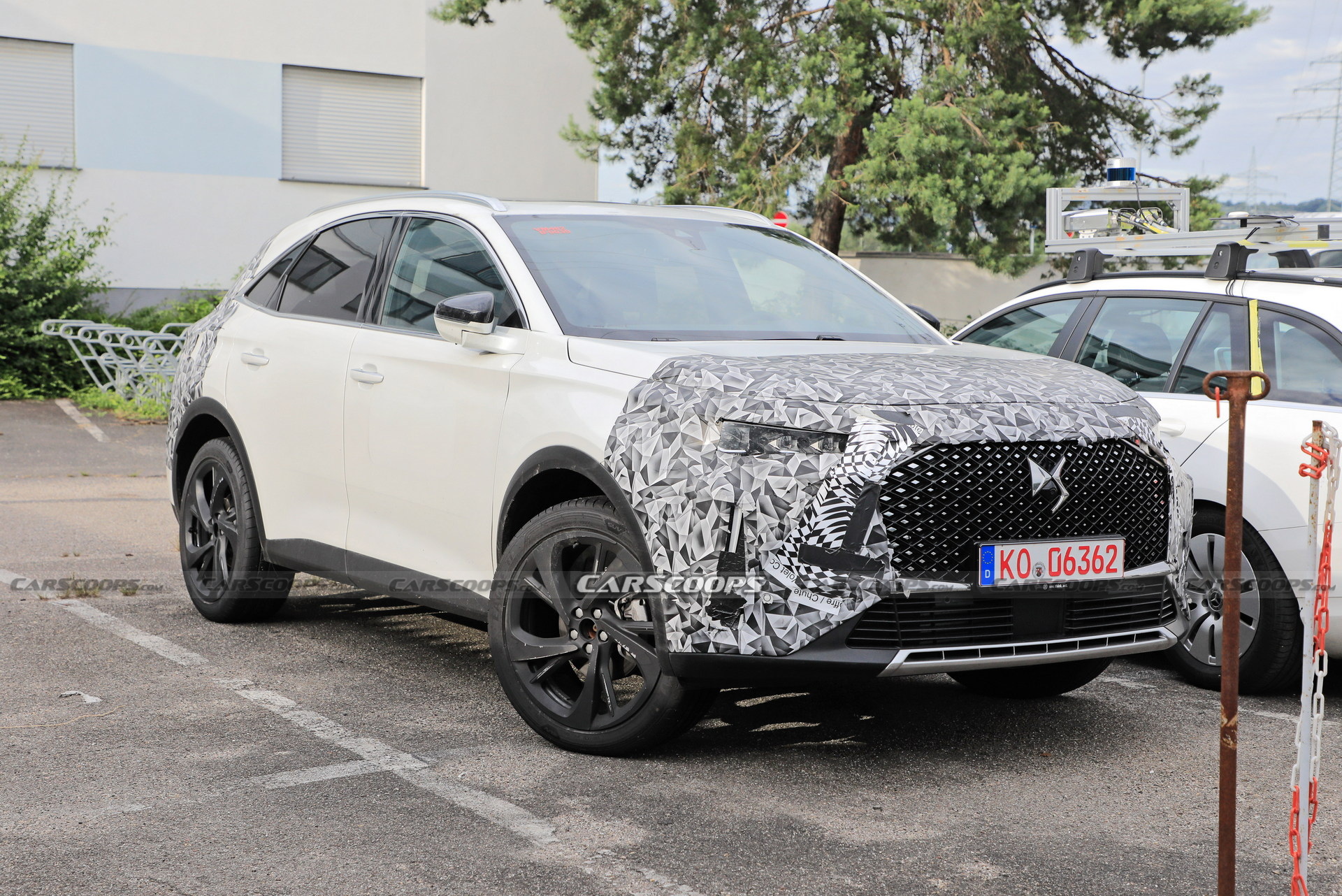 2023 DS 7 Crossback Facelift Spied Hiding Subtle Design Tweaks For More Modern Looks
