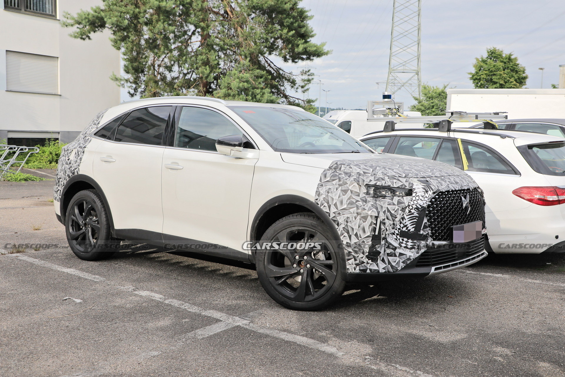 2023 DS 7 Crossback Facelift Spied Hiding Subtle Design Tweaks For More Modern Looks