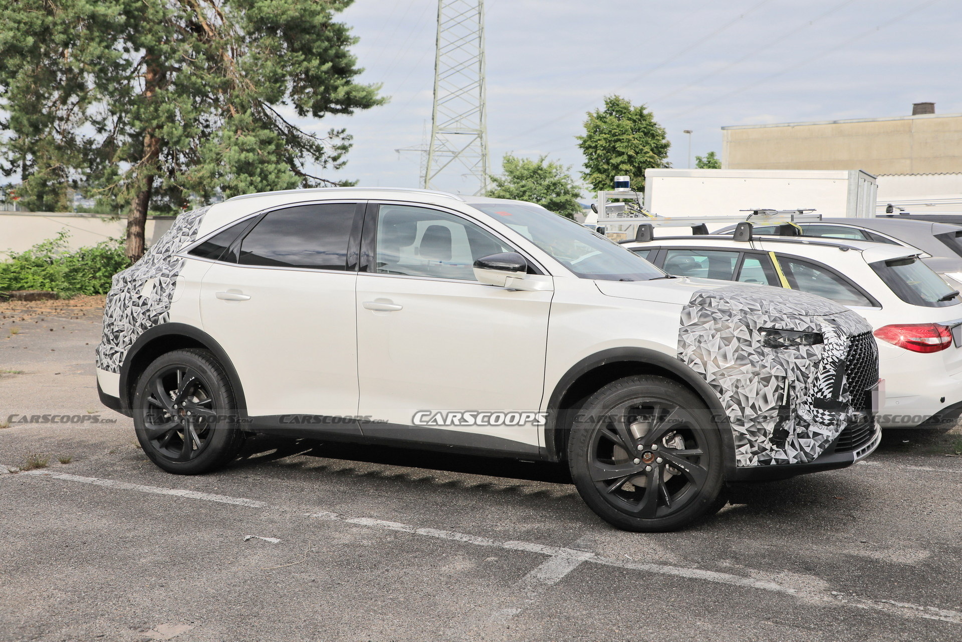 2023 DS 7 Crossback Facelift Spied Hiding Subtle Design Tweaks For More Modern Looks