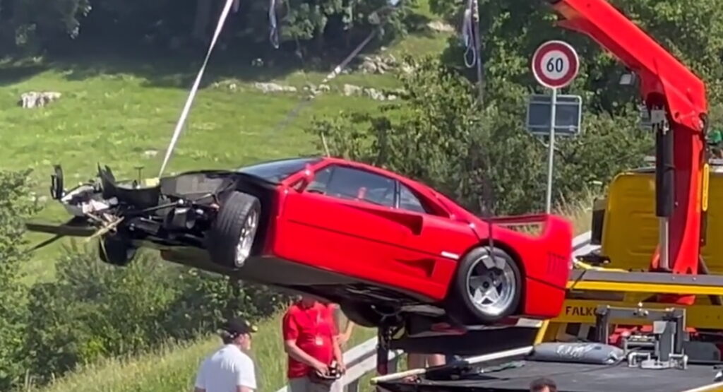  Ferrari F40 Crashes Into Barrier Coming Out Of A Corner At Swiss Hill Climb Event