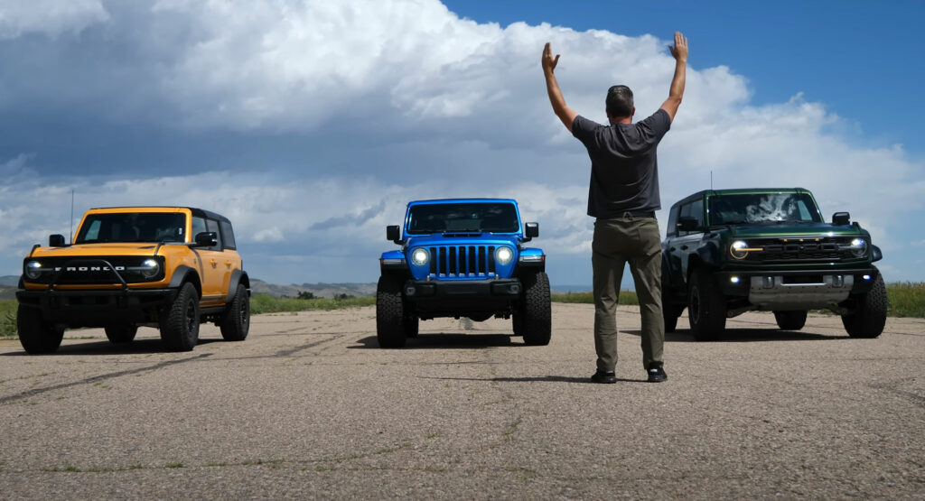  Can The Ford Bronco Raptor Keep Pace With A Jeep Wrangler 392?