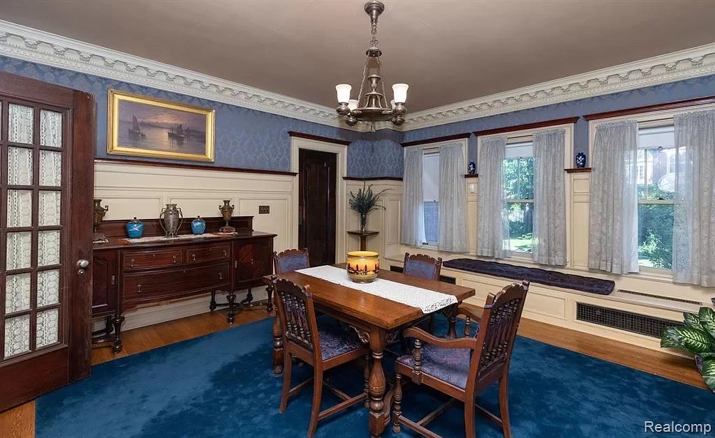 Henry Ford’s Home In Detroit Is Up For Sale For The First Time In Decades