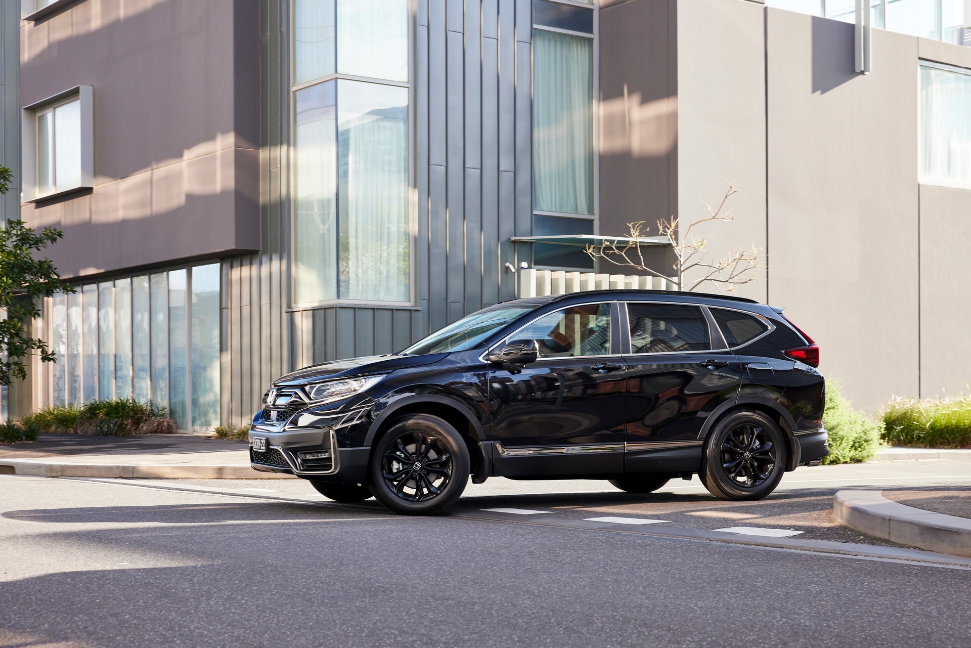 Outgoing Honda CR-V Gets New Black Edition And VTi 7 +Luxe Trims In Australia