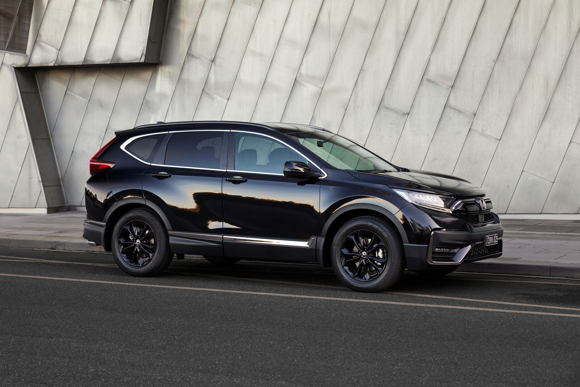 Outgoing Honda CR-V Gets New Black Edition And VTi 7 +Luxe Trims In Australia