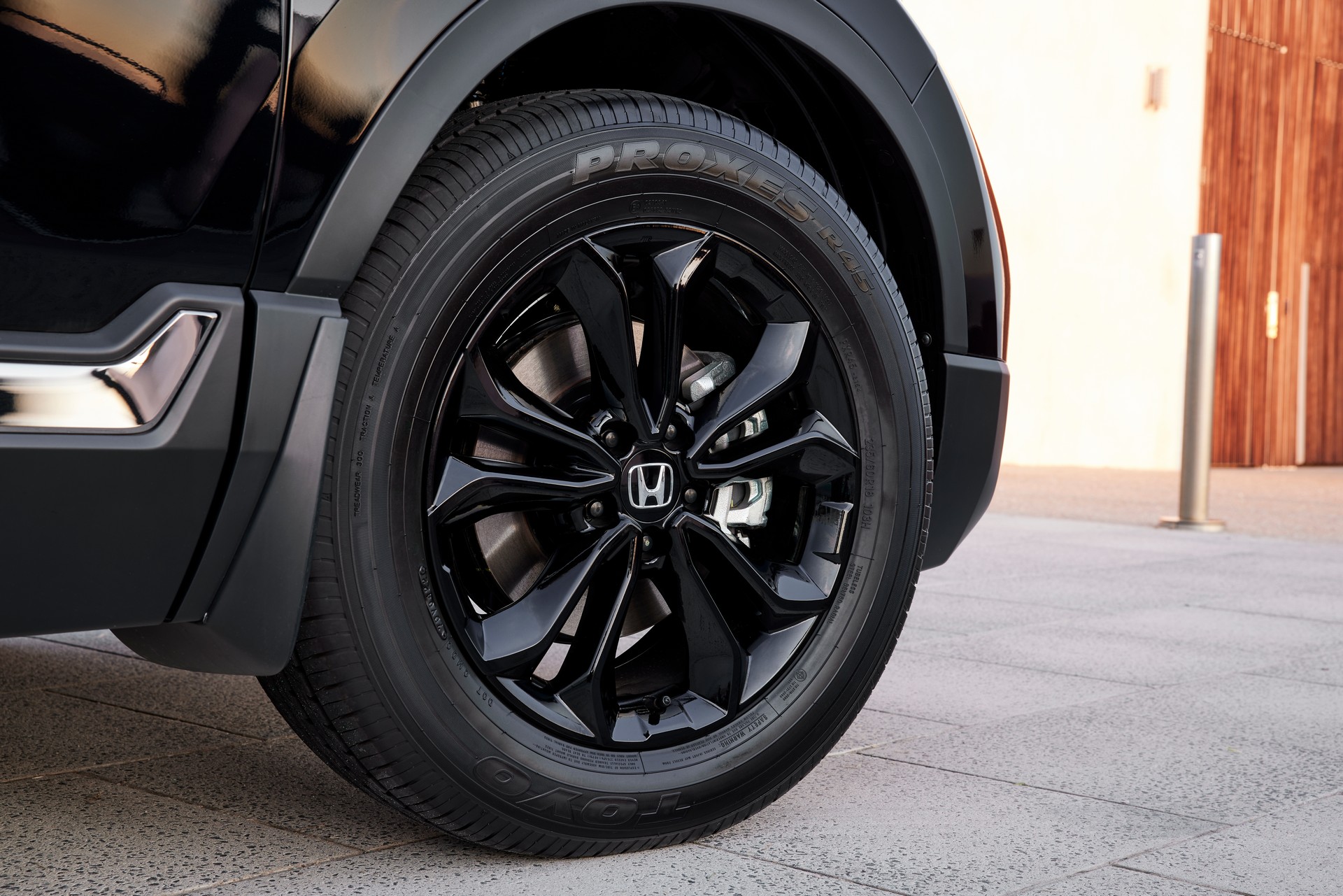 Outgoing Honda CR-V Gets New Black Edition And VTi 7 +Luxe Trims In Australia