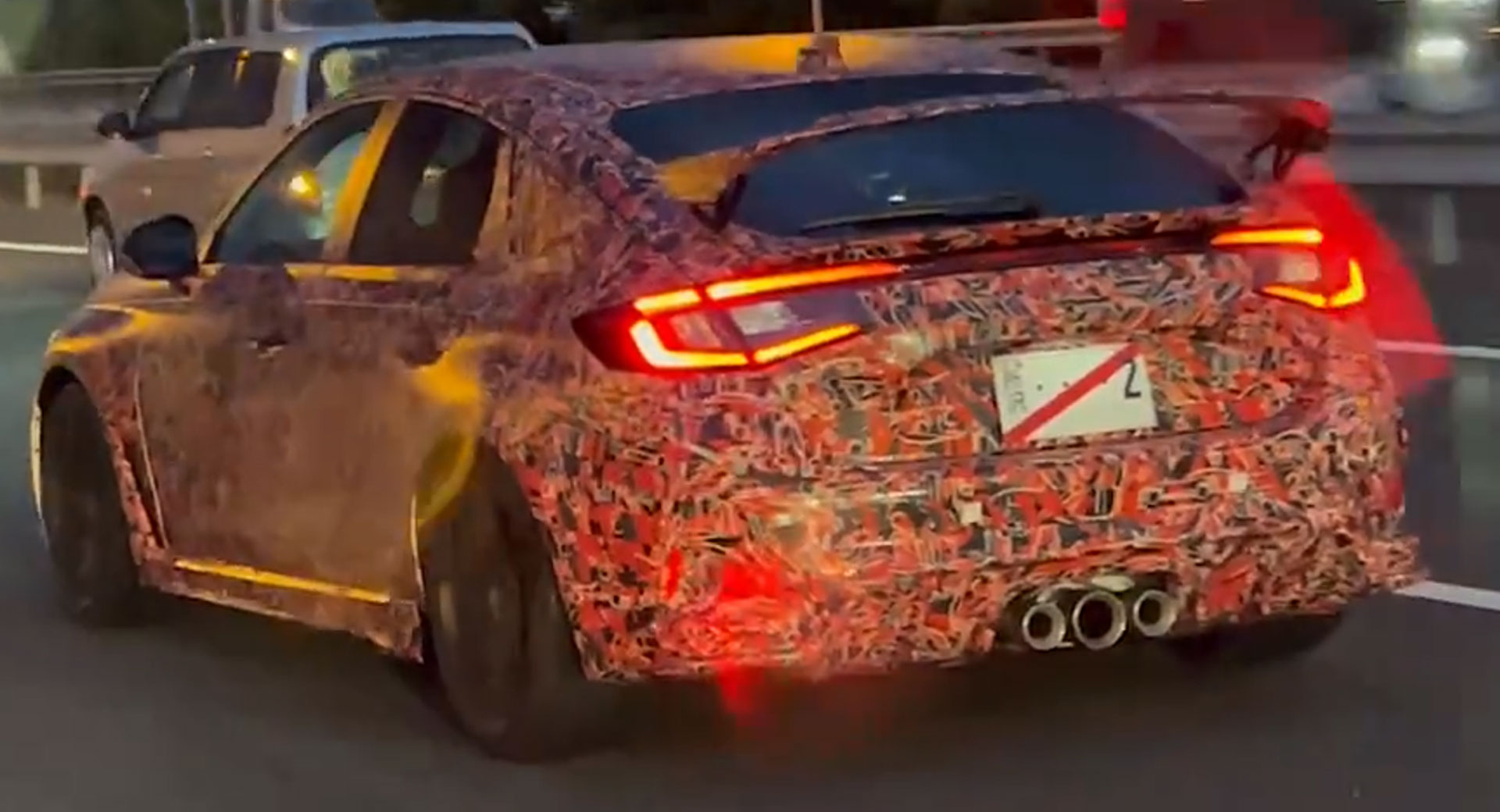 2023 Honda Civic Type R Looks At Home On Japanese Motorway - Vimarsana News