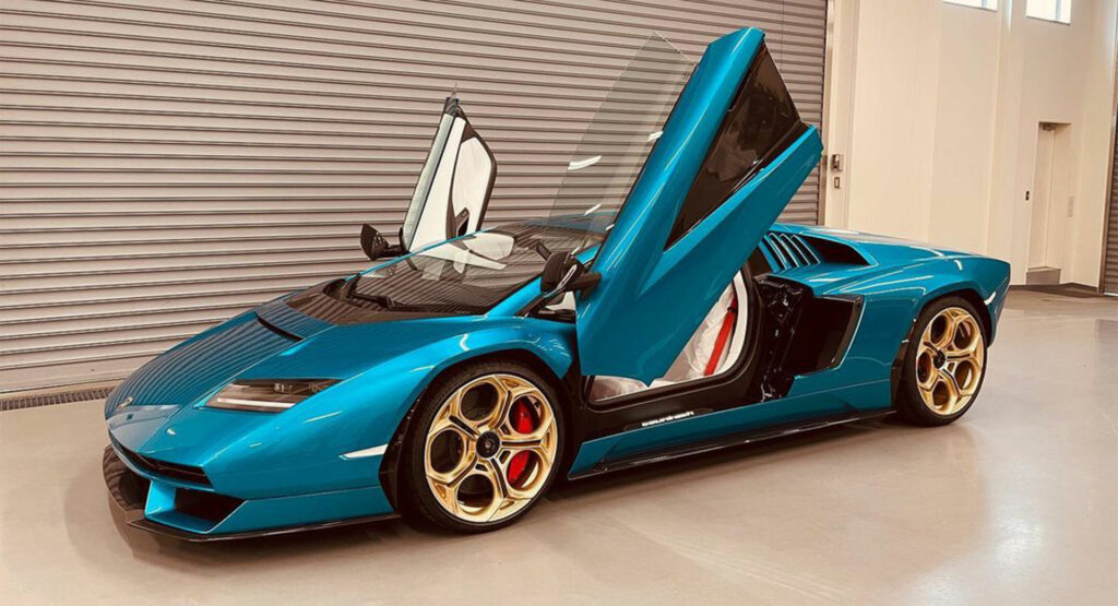  What Do You Think Of This Blu Uranus Lamborghini Countach LPI 800-4?