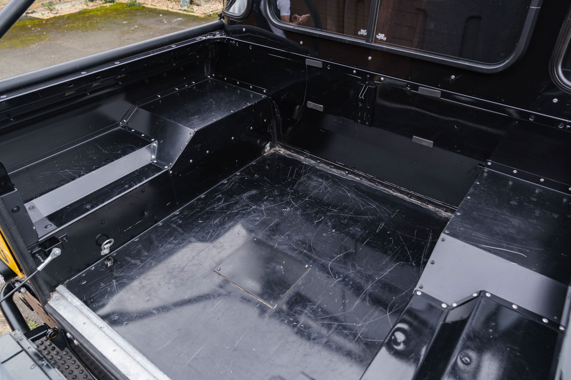 One Of 10 “Spectre” Defenders Built For The 007 Movie Is Up For Sale