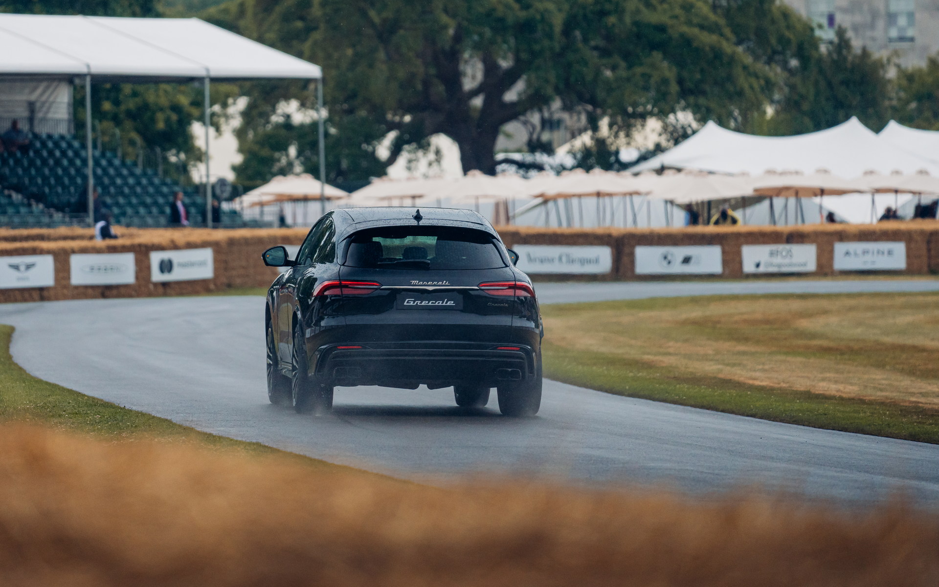 Maserati Brings Grecale Trofeo, MC20 Cielo, And David Beckham To Goodwood