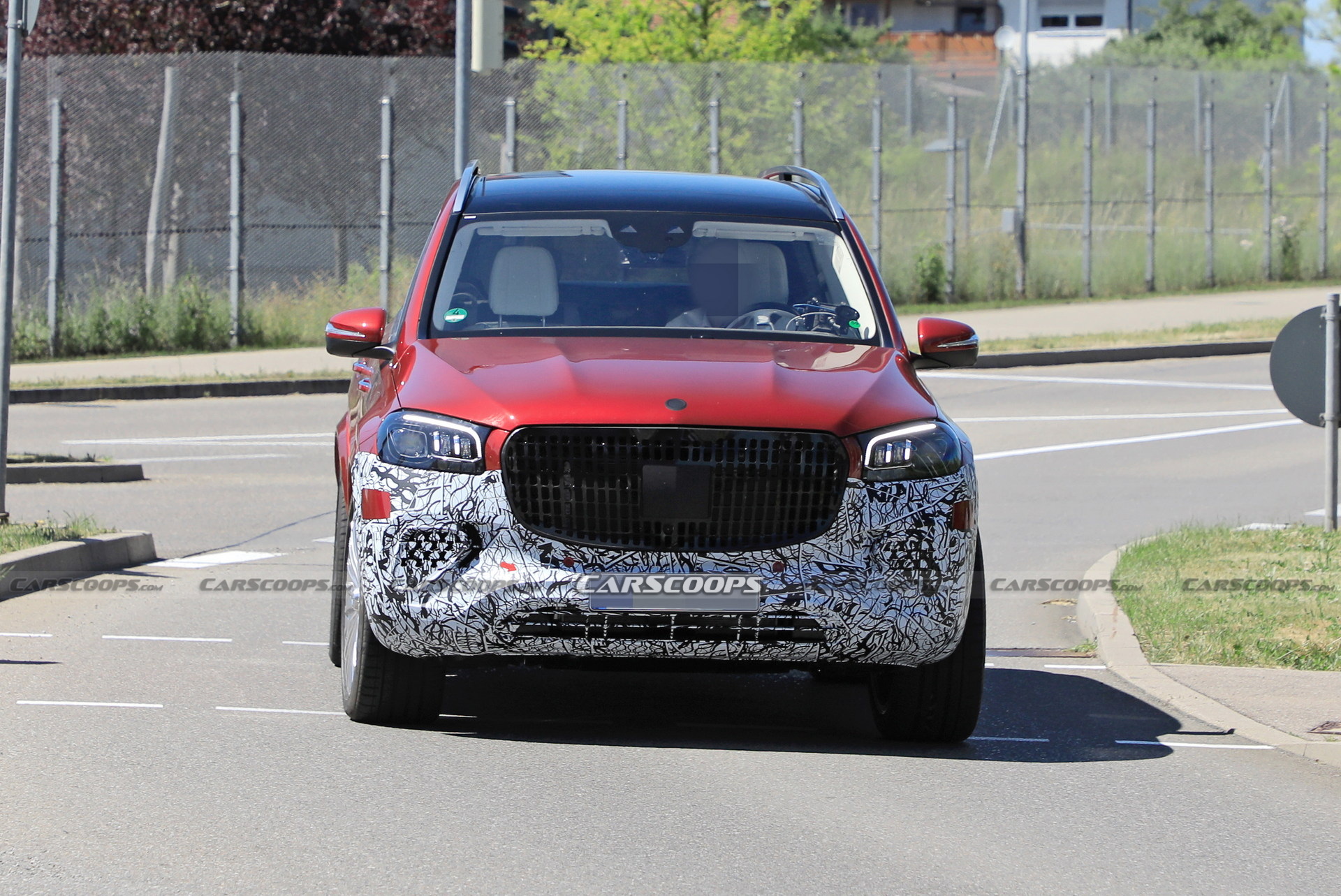 2024 Mercedes-Maybach GLS Facelift Spotted Hiding Subtle Upgrades