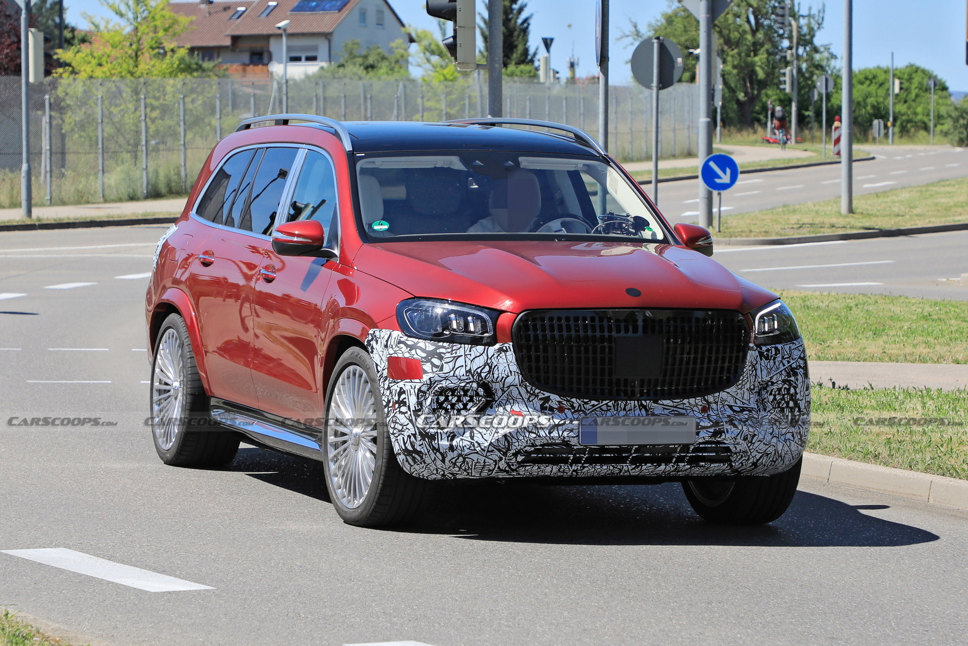 2024 Mercedes-Maybach GLS Facelift Spotted Hiding Subtle Upgrades