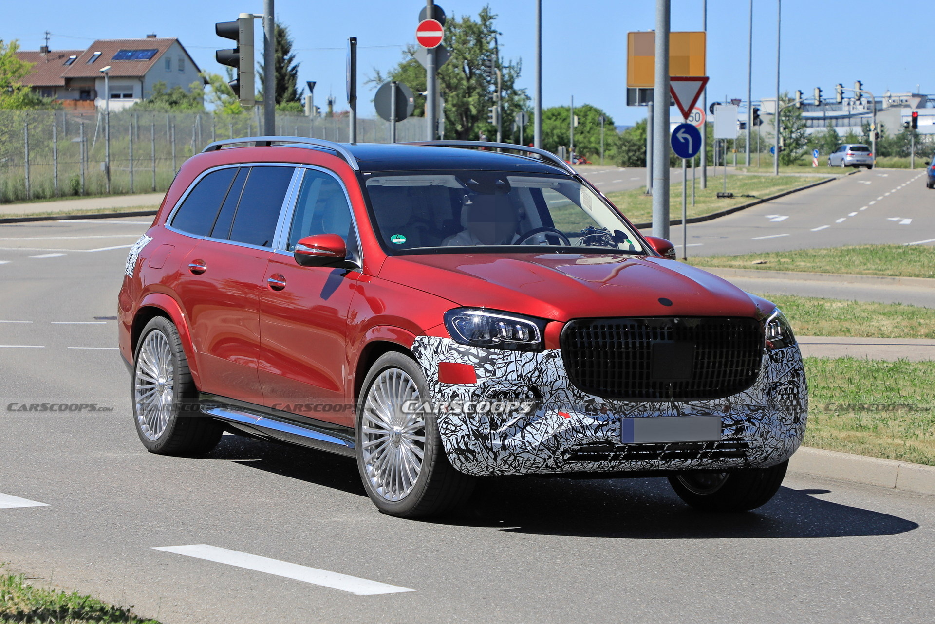 2024 Mercedes-Maybach GLS Facelift Spotted Hiding Subtle Upgrades