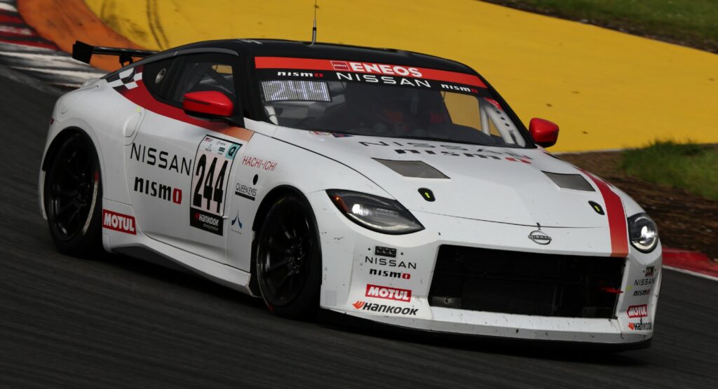 A Pair Of Nissan Z Racing Concepts Took Part In The Fuji 24-Hour Race