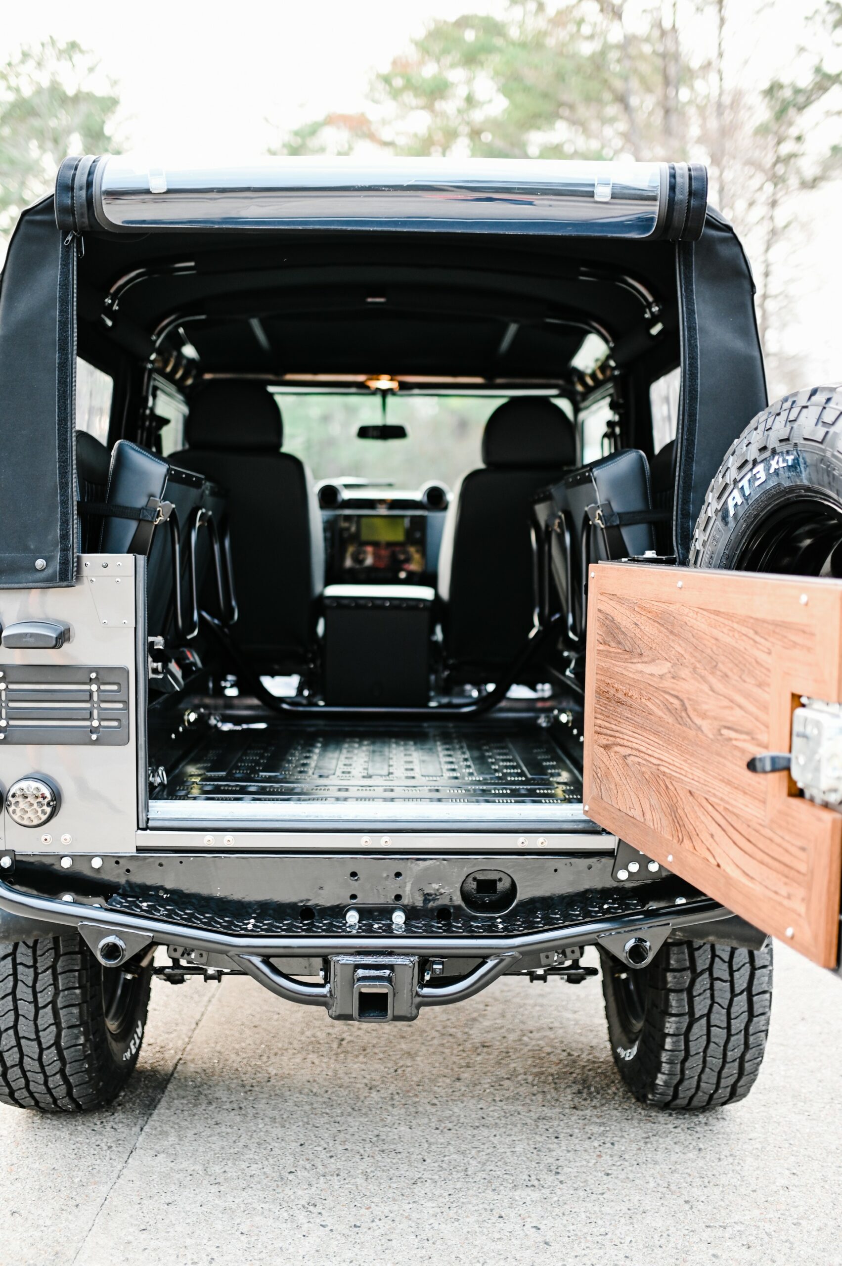 Osprey’s Latest Land Rover Defender 90 Is Ready To Tackle Any Terrain