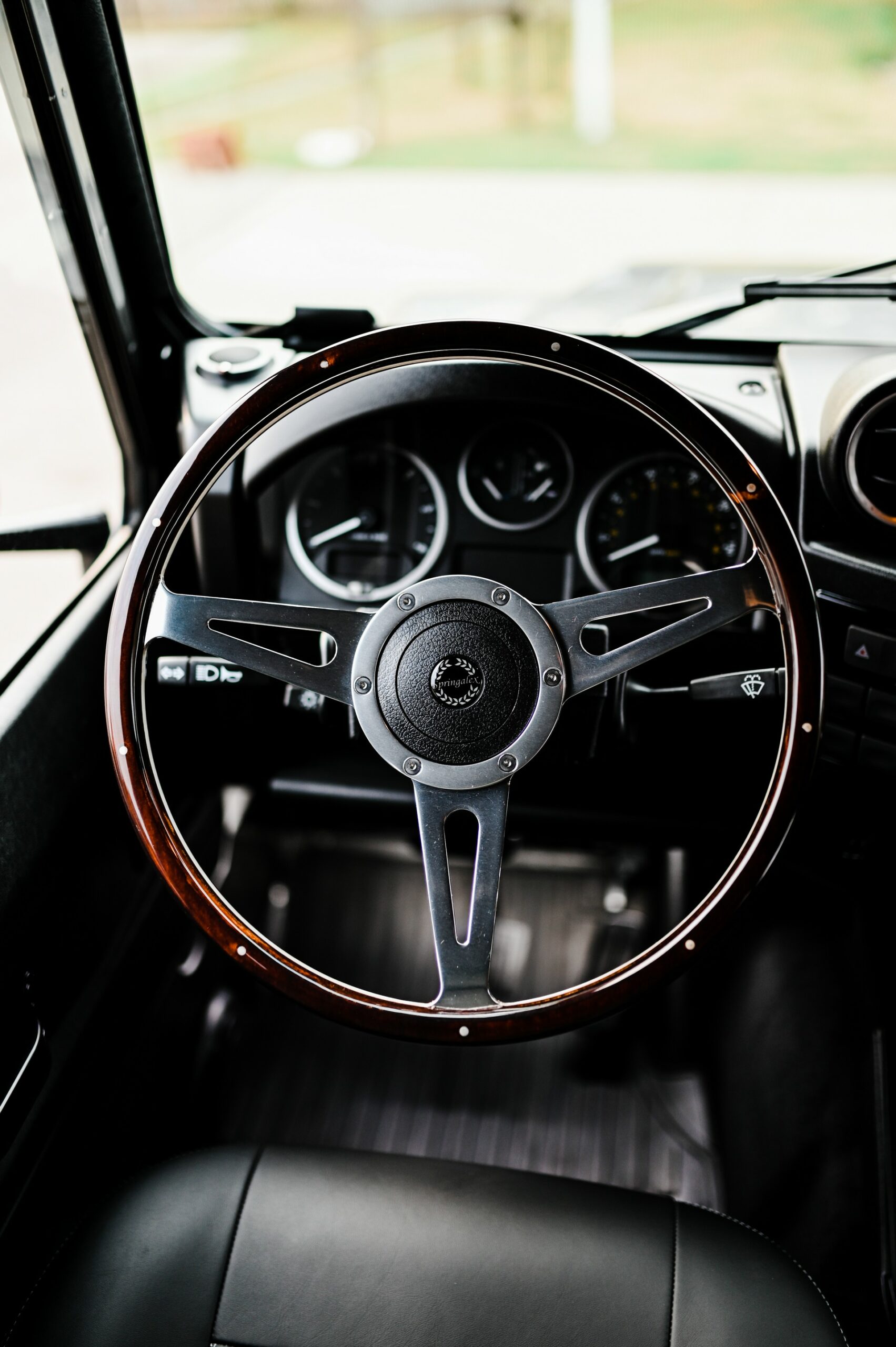 Osprey’s Latest Land Rover Defender 90 Is Ready To Tackle Any Terrain