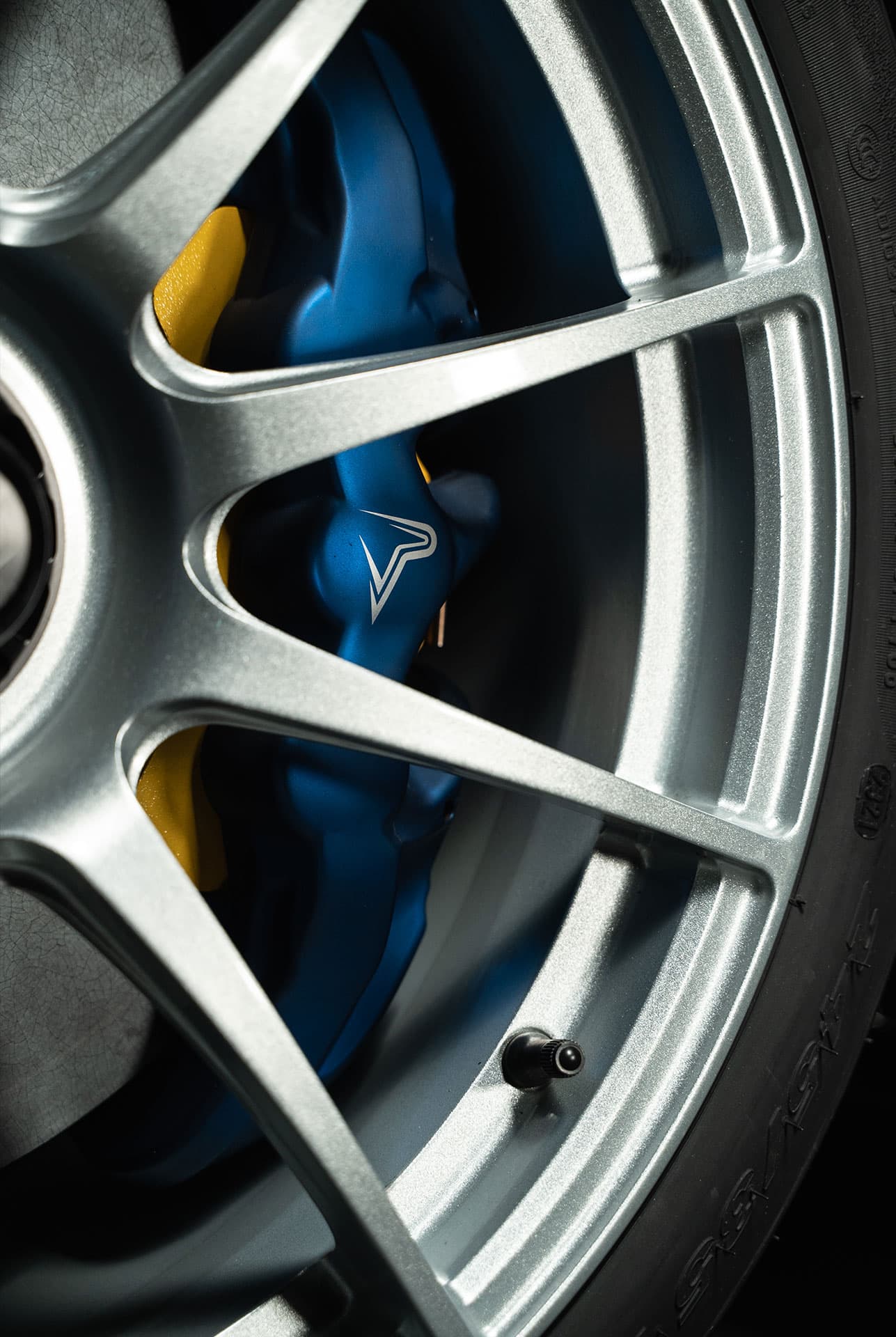 Picasso 660 LMS Is A Swiss Supercar With A 650 HP Twin-Turbo V6