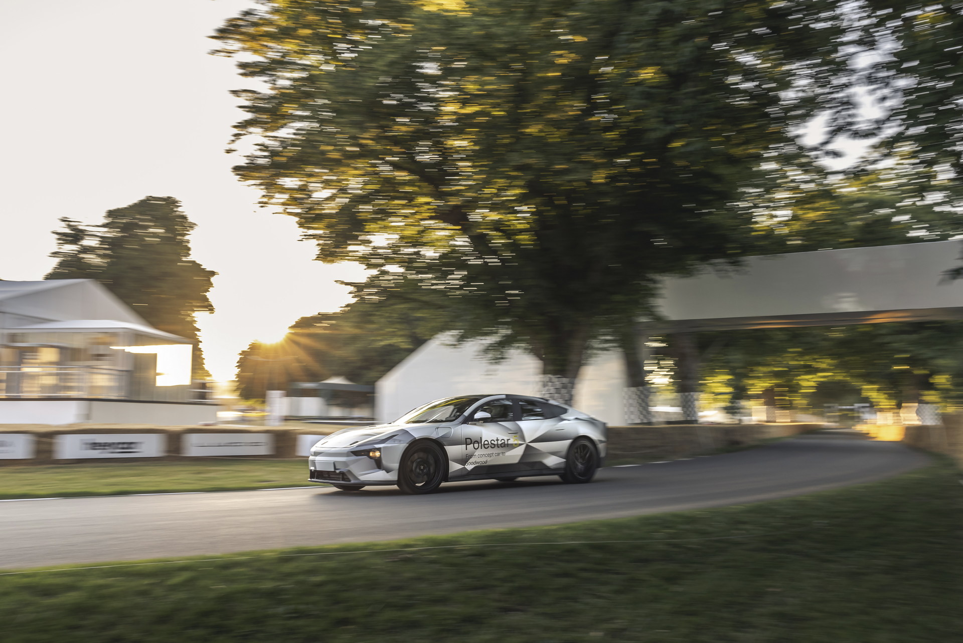 The Polestar 5 Will Produce 872 HP From Dual Electric Motors