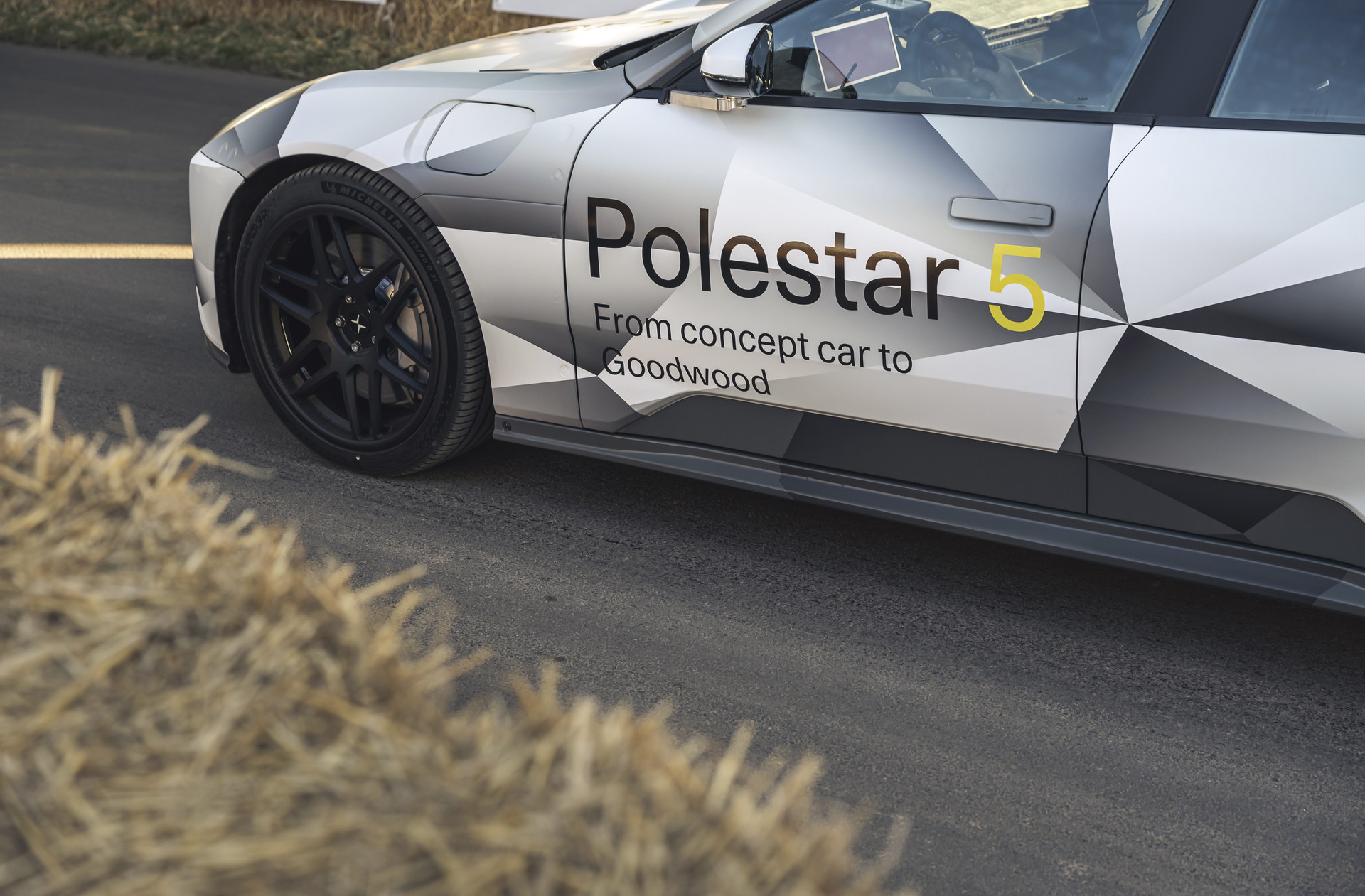 The Polestar 5 Will Produce 872 HP From Dual Electric Motors