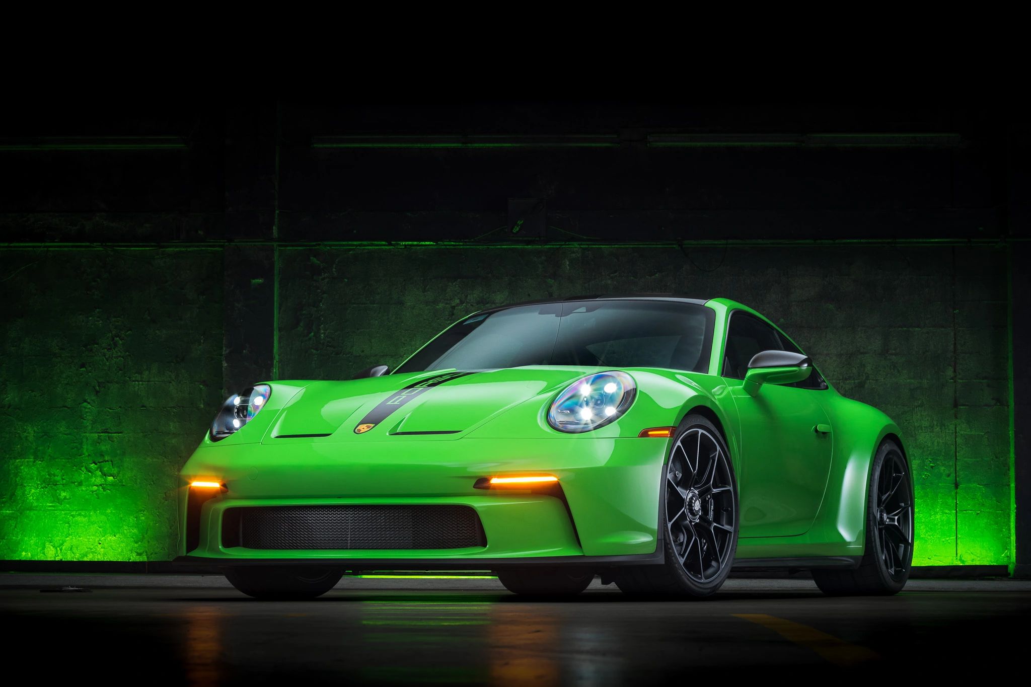 Paint To Sample Green 2022 Porsche 911 GT3 Touring Is Just About Perfect For Extroverts