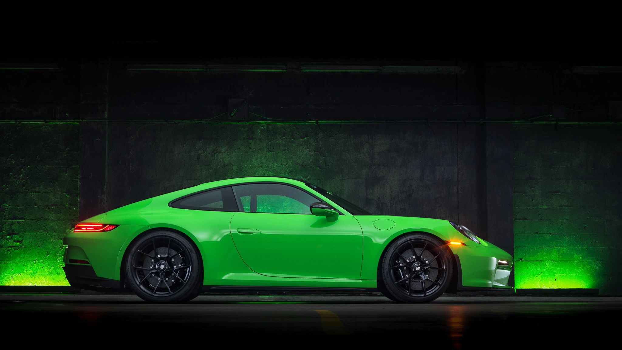 Paint To Sample Green 2022 Porsche 911 GT3 Touring Is Just About Perfect For Extroverts