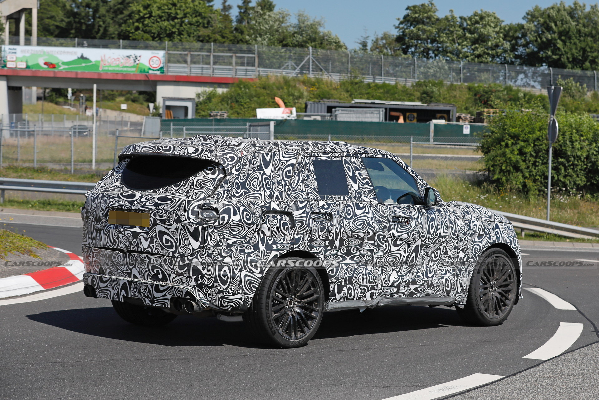Range Rover Sport SVR Shows Off Angry-Looking Bodywork In Latest Spy Shots