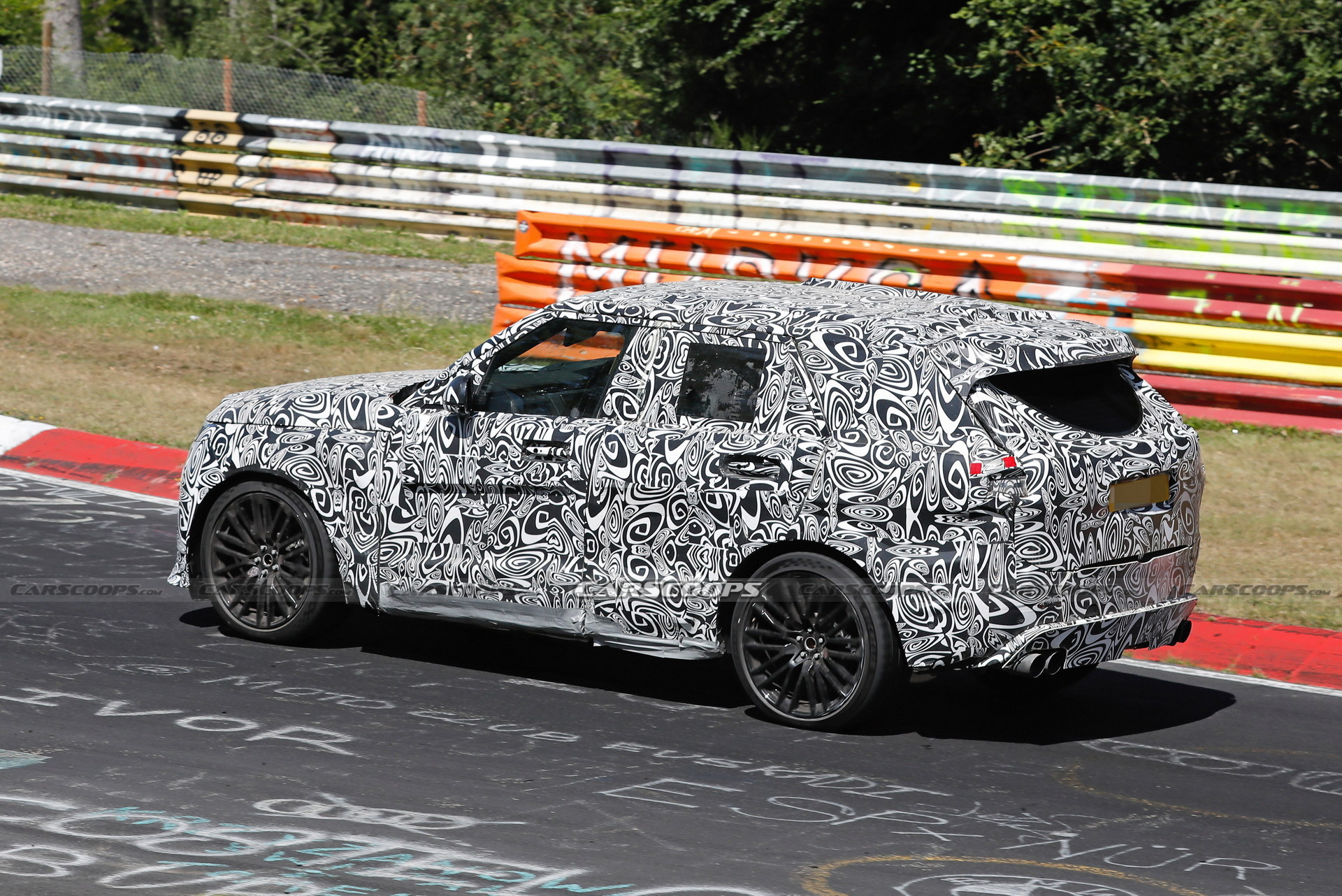 Range Rover Sport SVR Shows Off Angry-Looking Bodywork In Latest Spy Shots