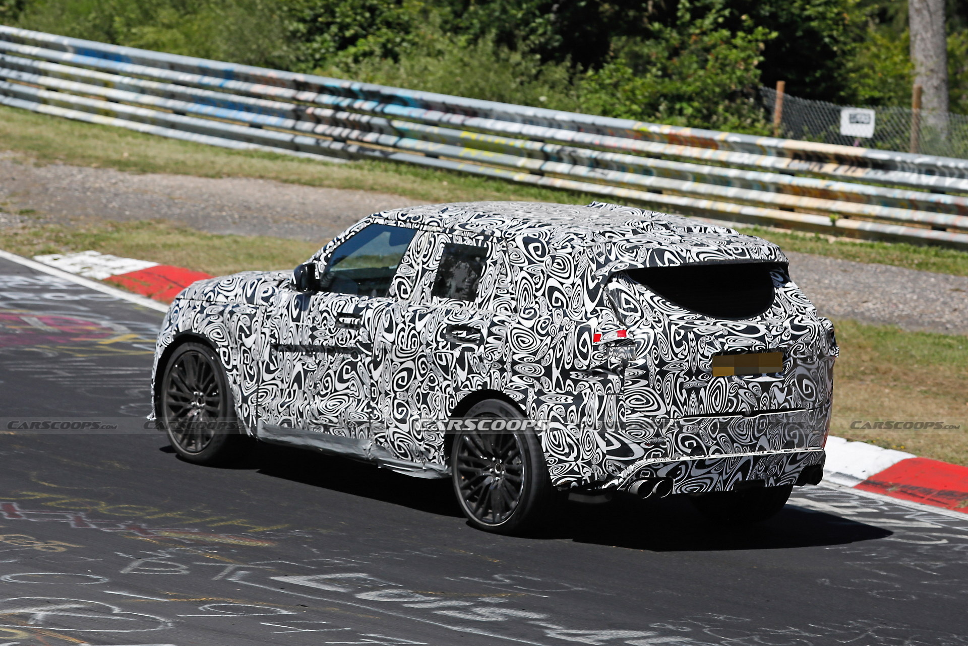 Range Rover Sport SVR Shows Off Angry-Looking Bodywork In Latest Spy Shots