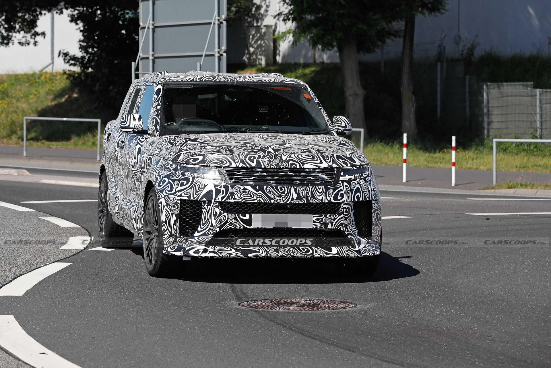 Range Rover Sport SVR Shows Off Angry-Looking Bodywork In Latest Spy Shots
