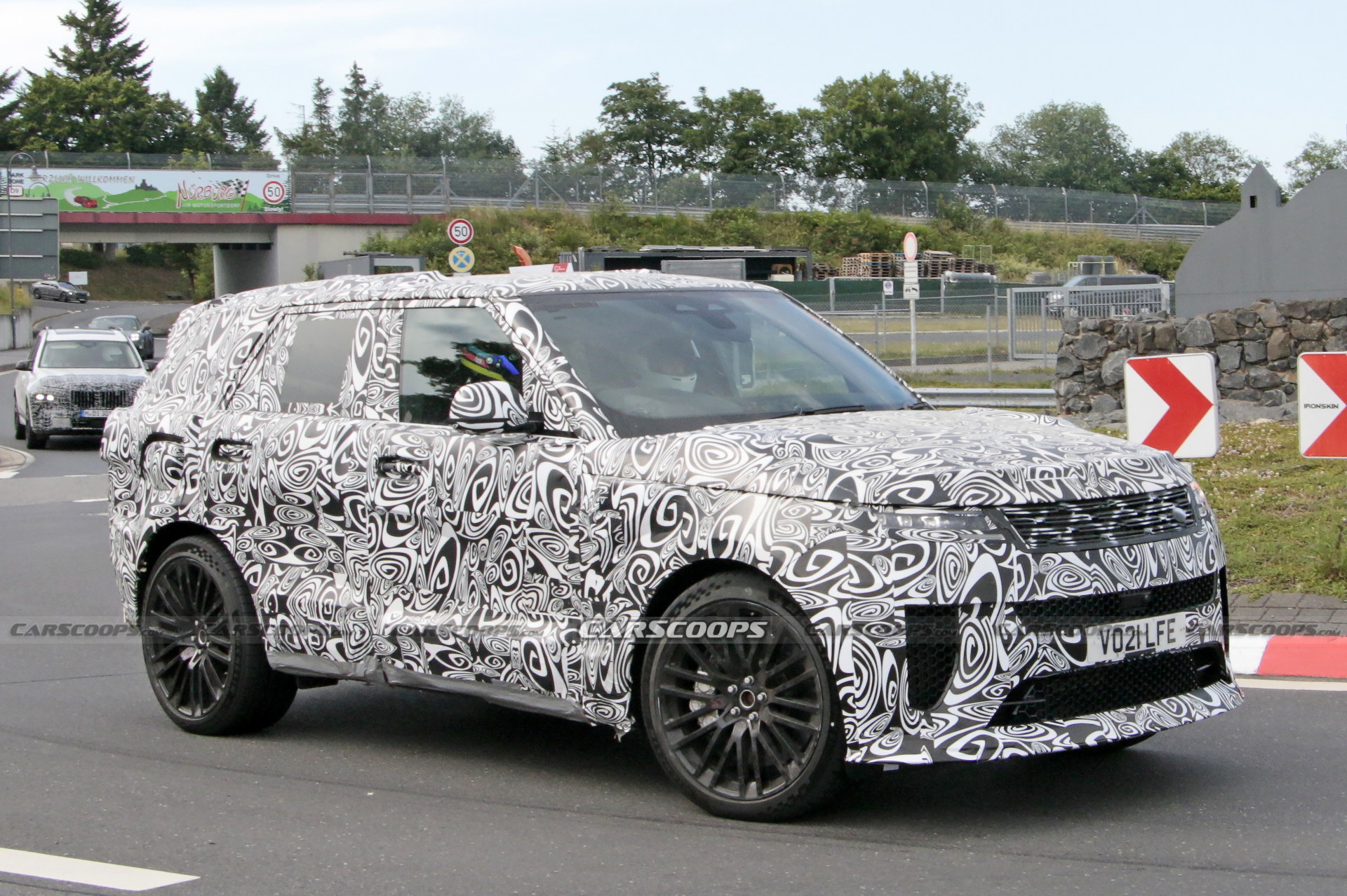 Range Rover Sport SVR Shows Off Angry-Looking Bodywork In Latest Spy Shots
