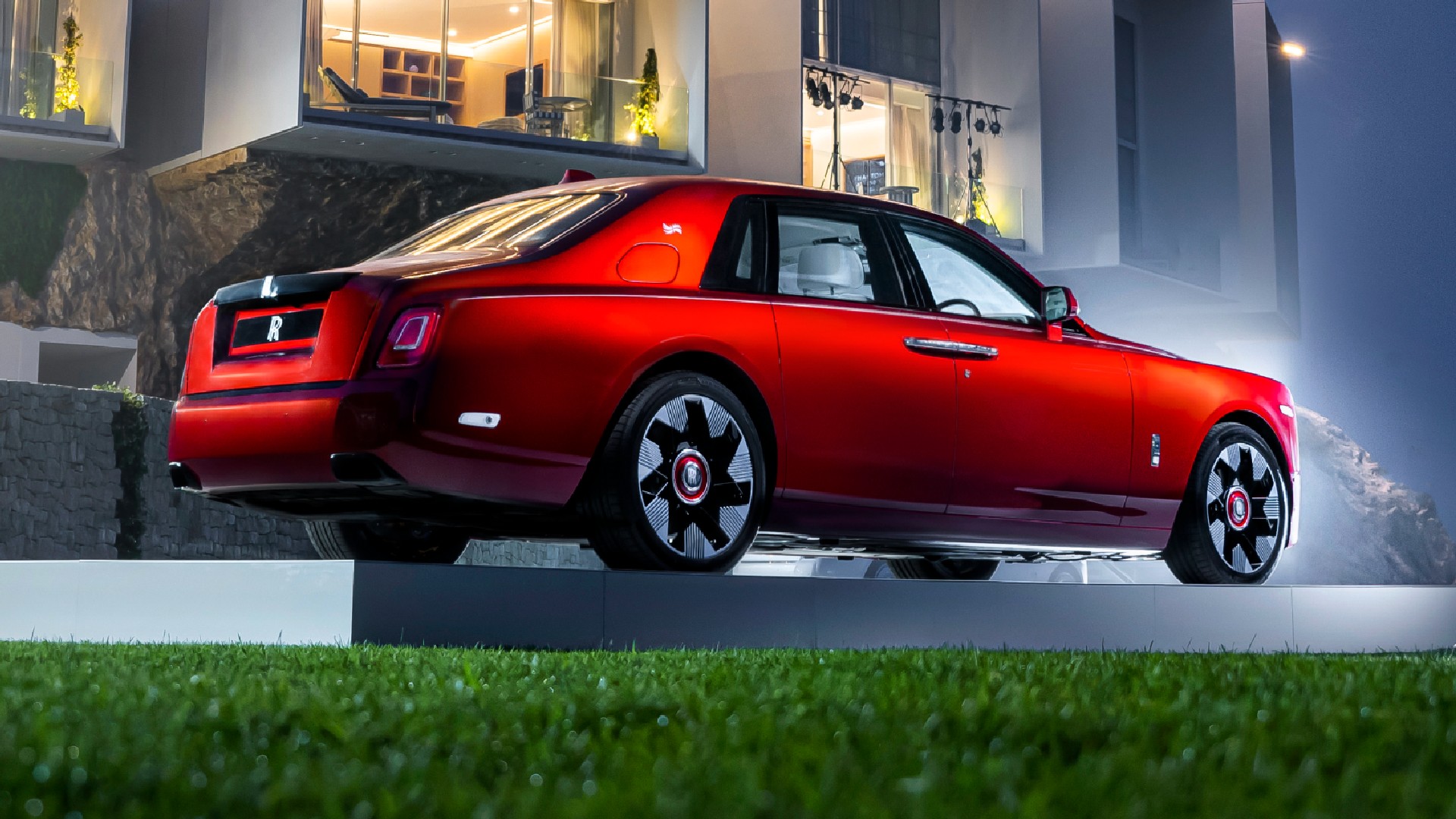 Rolls-Royce Shows Off Its New Phantom Series II Including Bespoke “Great British”