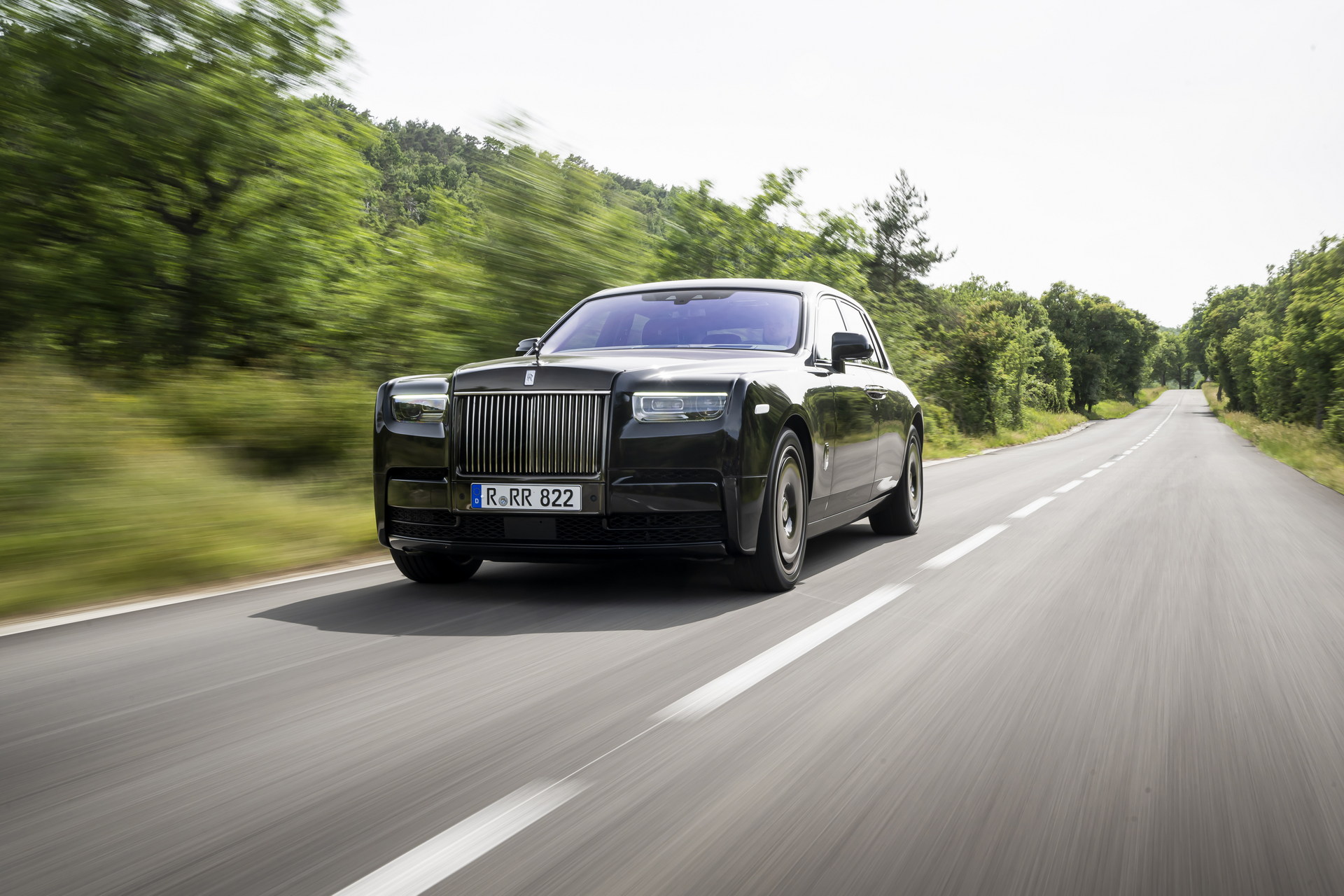 Rolls-Royce Shows Off Its New Phantom Series II Including Bespoke “Great British”