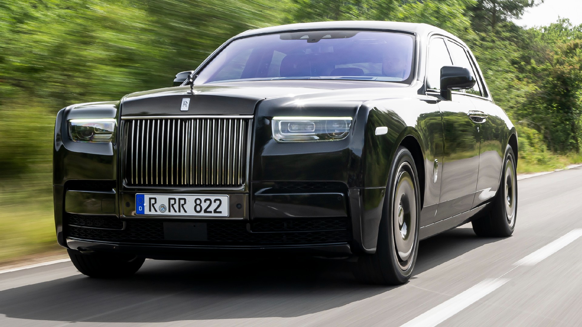 Rolls-Royce Shows Off Its New Phantom Series II Including Bespoke “Great British”
