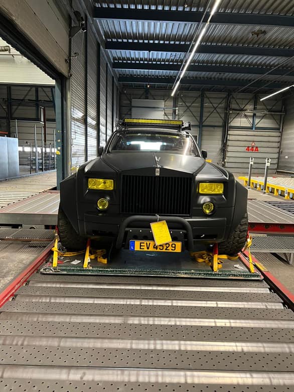 Six-Wheeled Rolls-Royce Phantom Is Part Mad Max And Part Fast And Furious