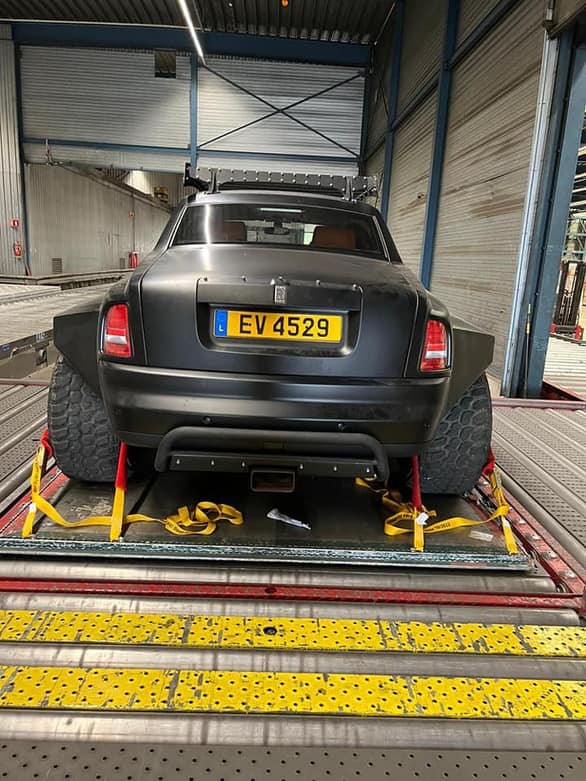 Six-Wheeled Rolls-Royce Phantom Is Part Mad Max And Part Fast And Furious